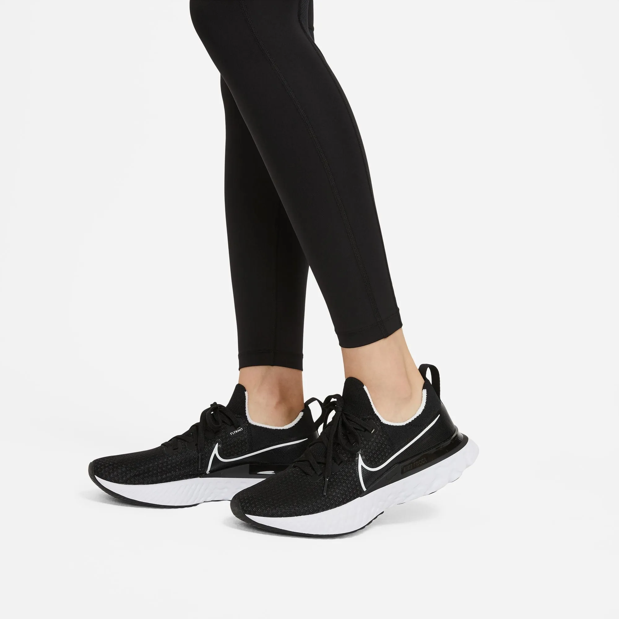 Nike Women's Epic Fast Mid-Rise Pocket Running Tight Black