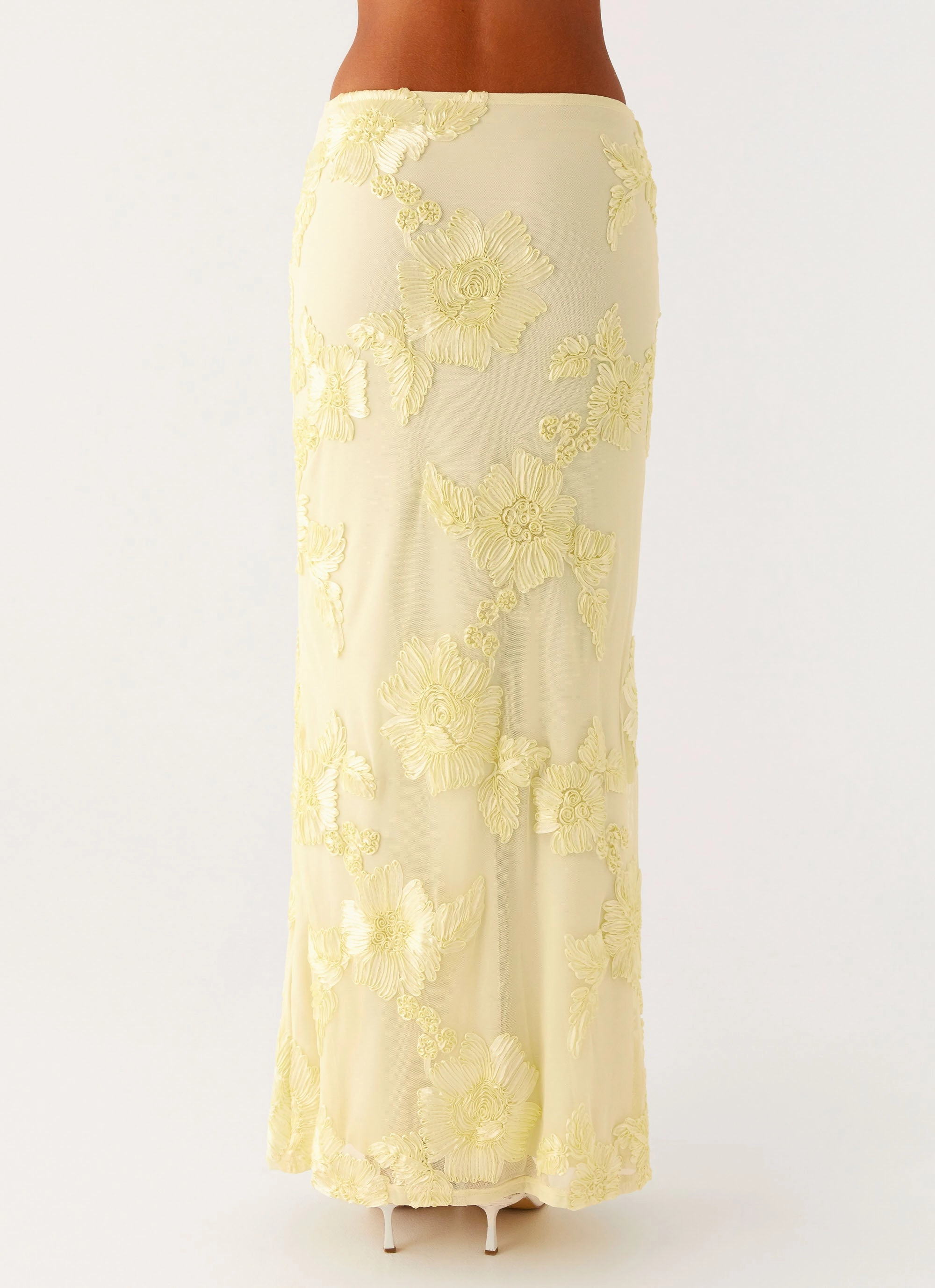SturdyBeltLoops Sporty Chic Radiate Maxi Skirt - Yellow
