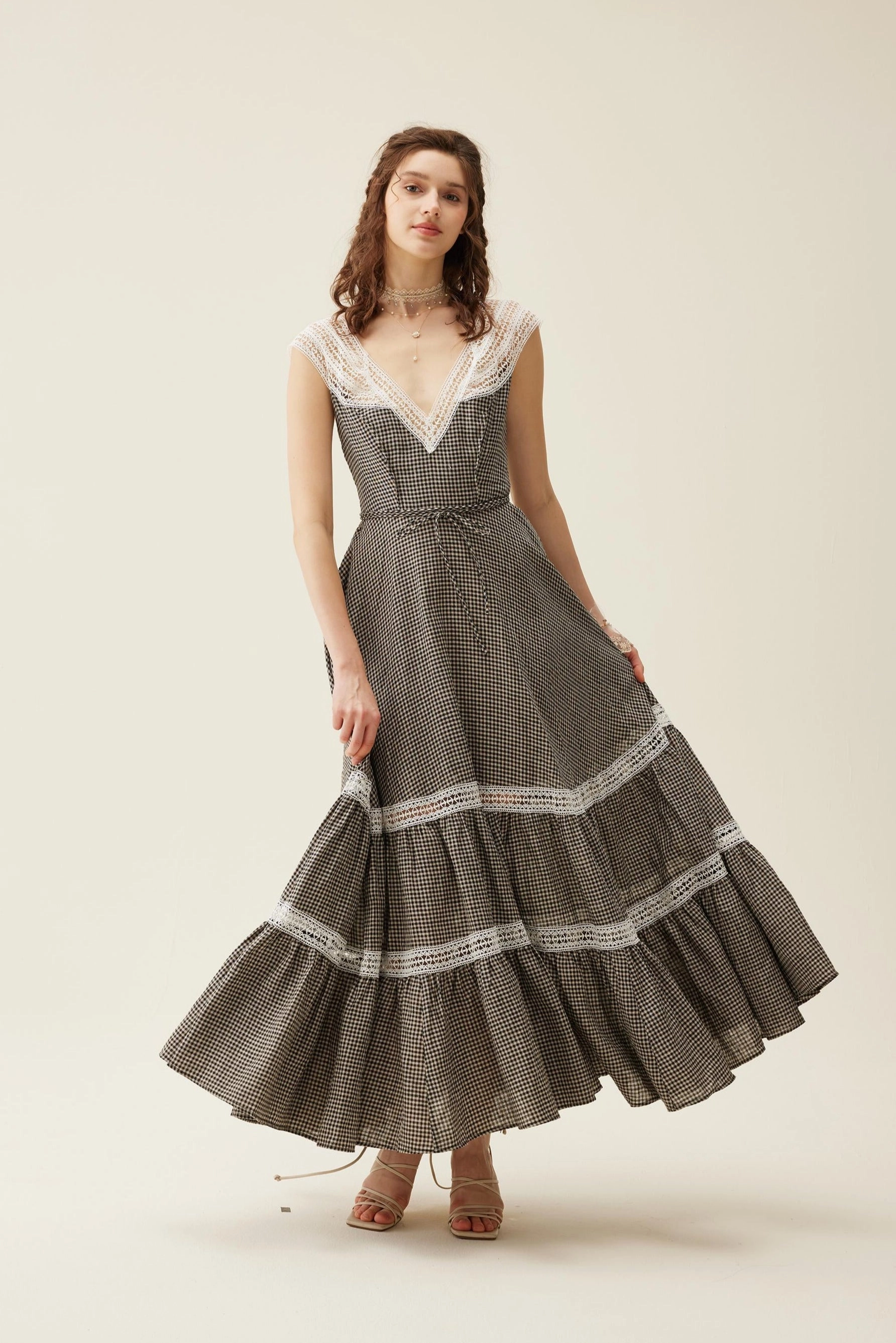 Cherry Tree 25 | Lace Linen flared dress Athletic Comfort