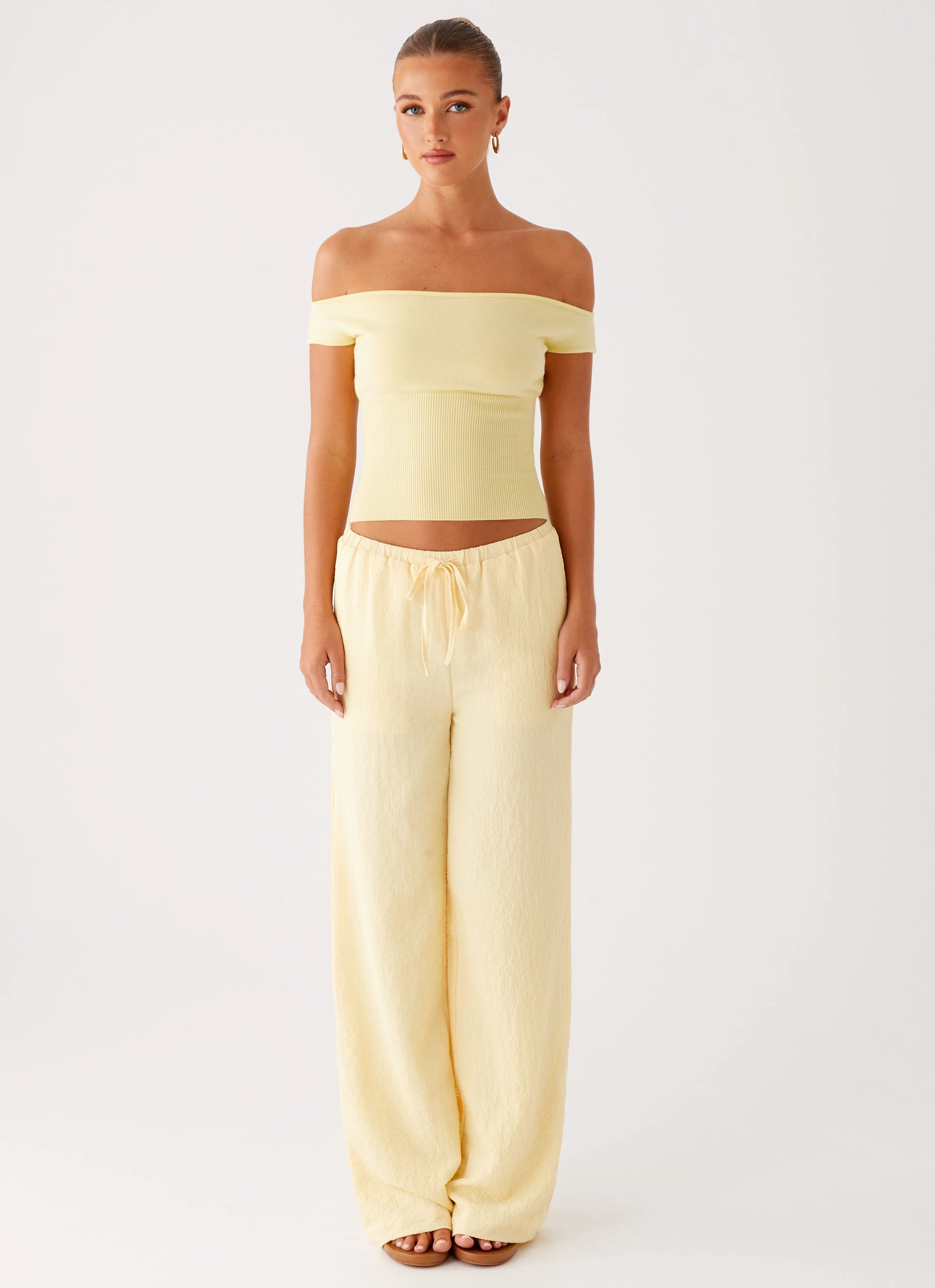 Coleman Knit Top - Yellow AntiPillingSurface Minimalist Detailing