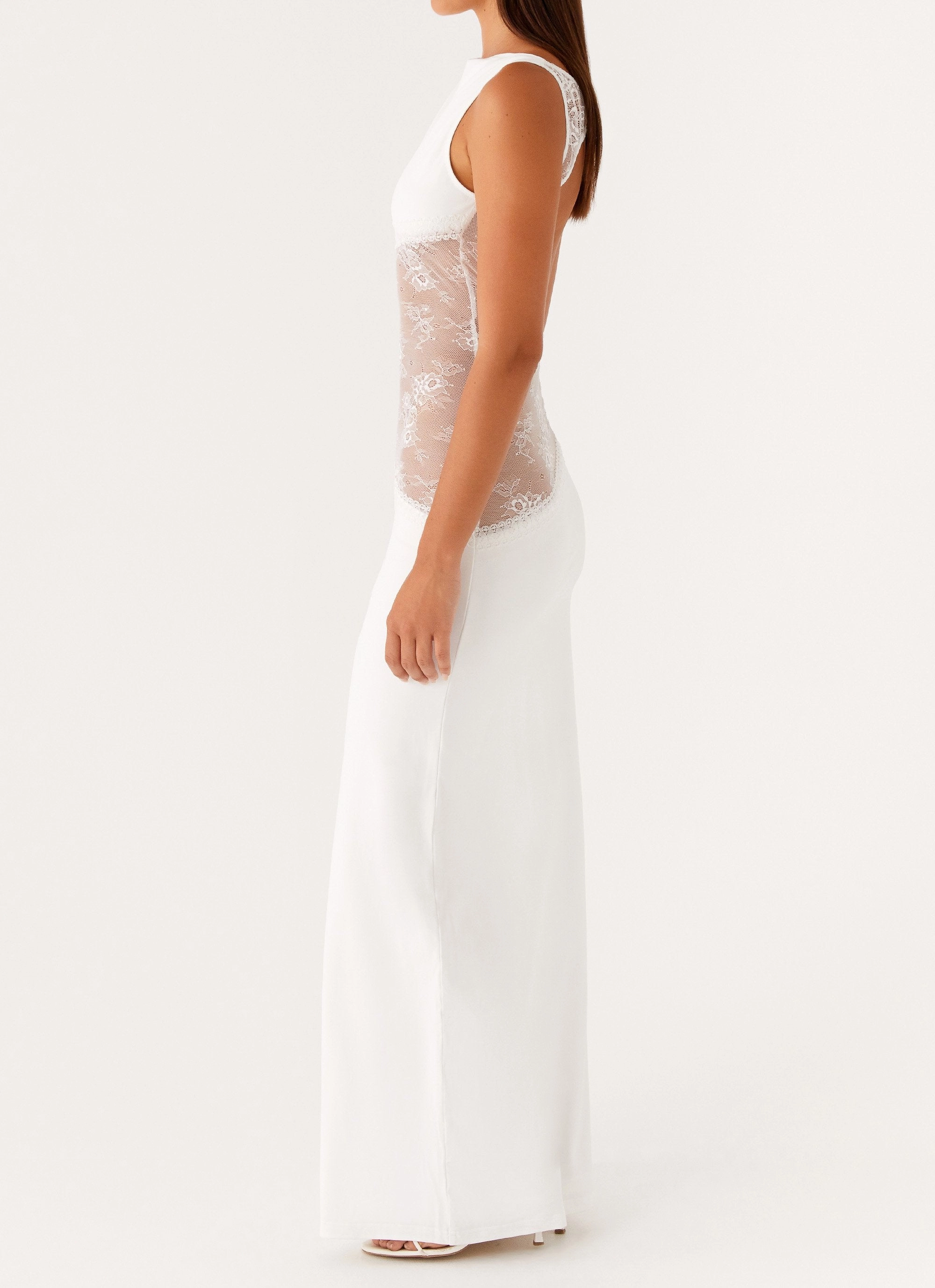 Lucinda Maxi Dress - White Curve Friendly Textured Flow