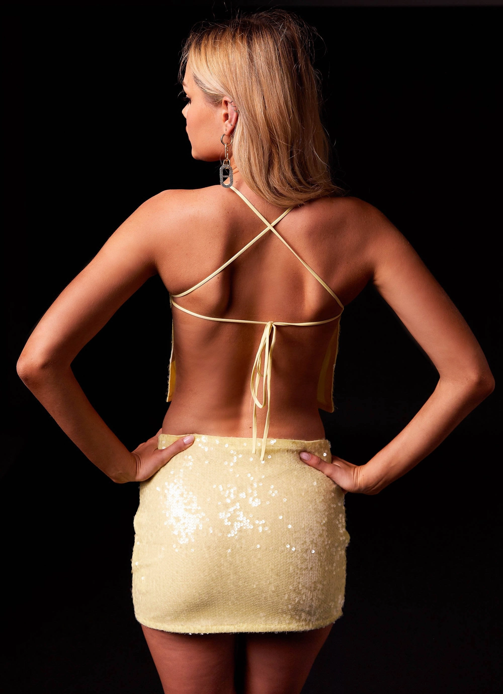 MultiFunctionalPockets FoamReinforcedCollar Nostalgic Nights Sequin Top - Lemon Spritz