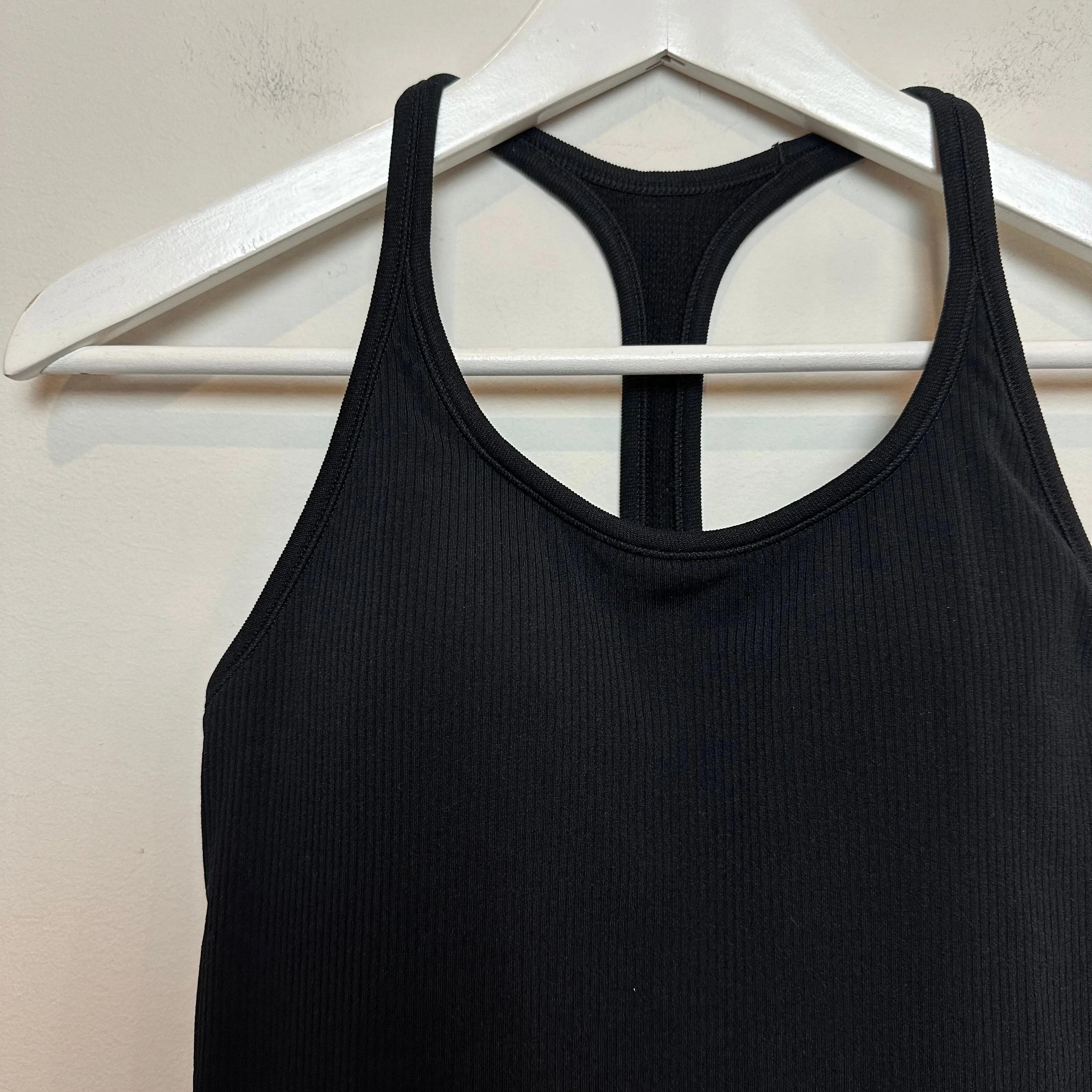 NWT Athleta Renew Support Top Tank Built In Bra A-C Black Small