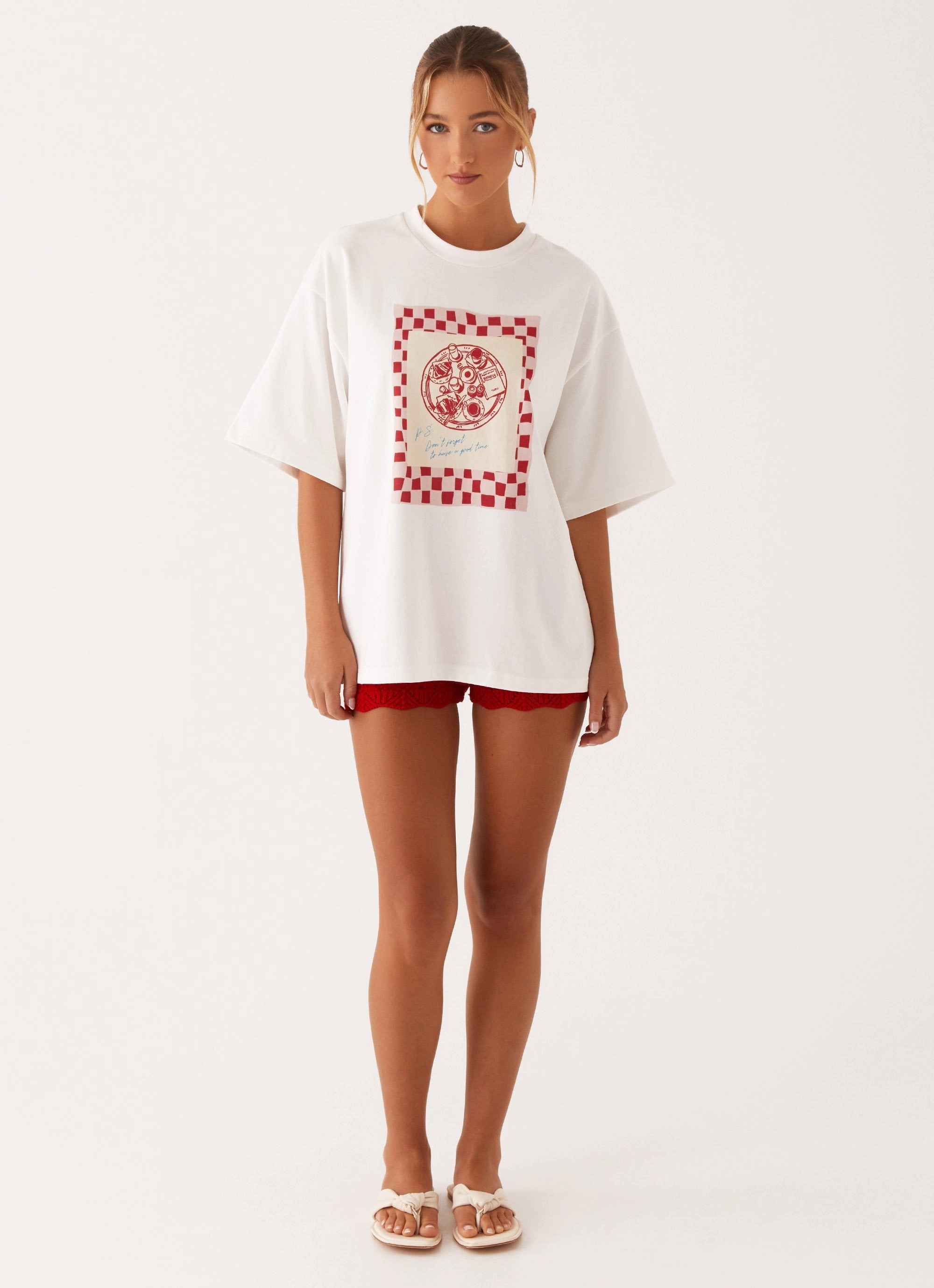 Oakley Low Rise Crochet Mini Shorts - Red Breathable layers