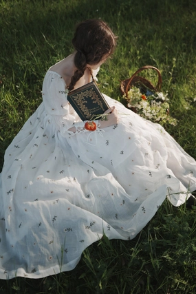 Utility Fit Comfort Wear Phoenix 24 | Embroidery Daisy Linen Dress