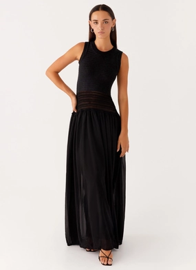 ConvertibleNeckline Soft Draping Off Grid Crochet Maxi Dress - Black