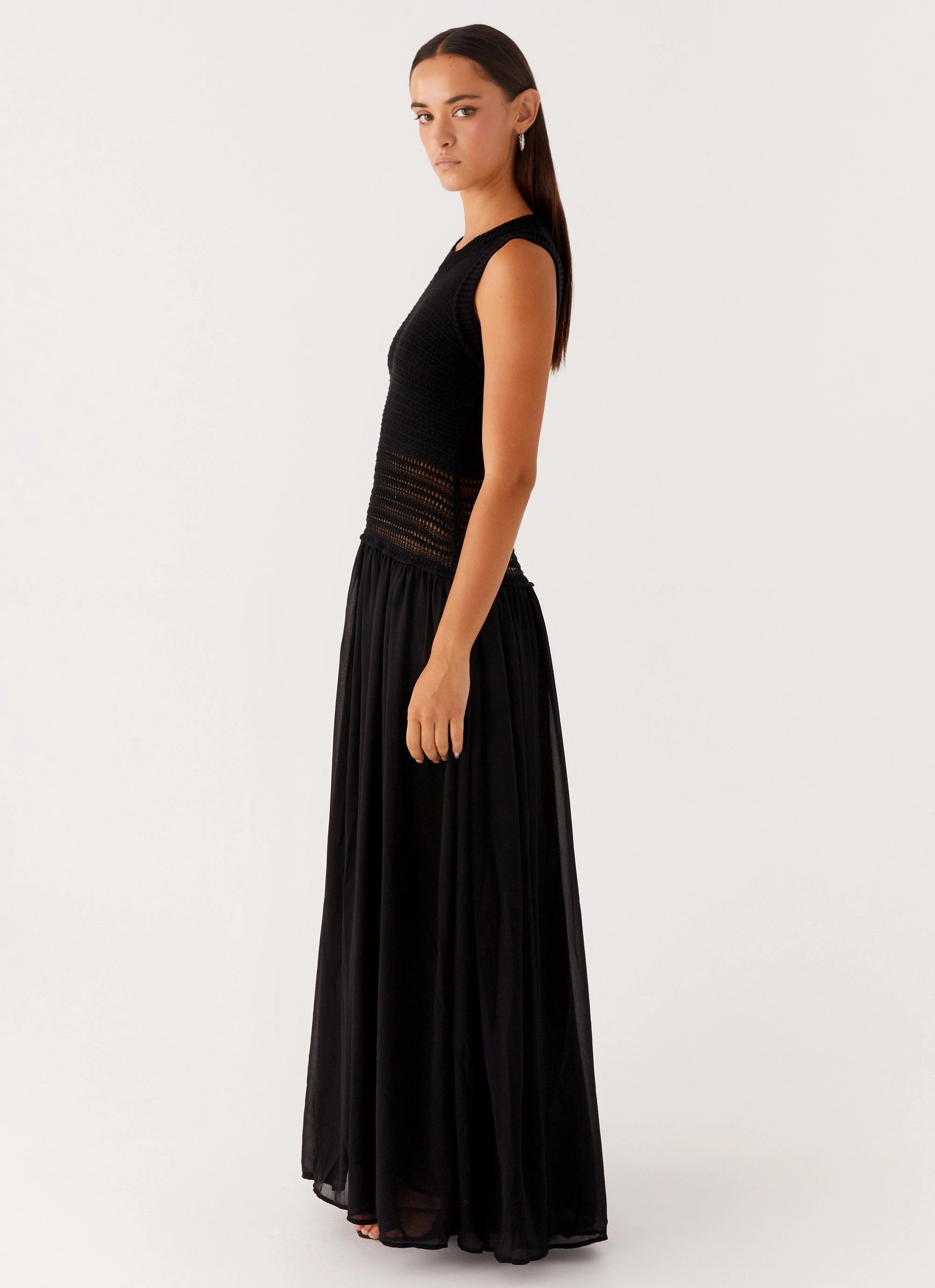 relaxed shape Off Grid Crochet Maxi Dress - Black