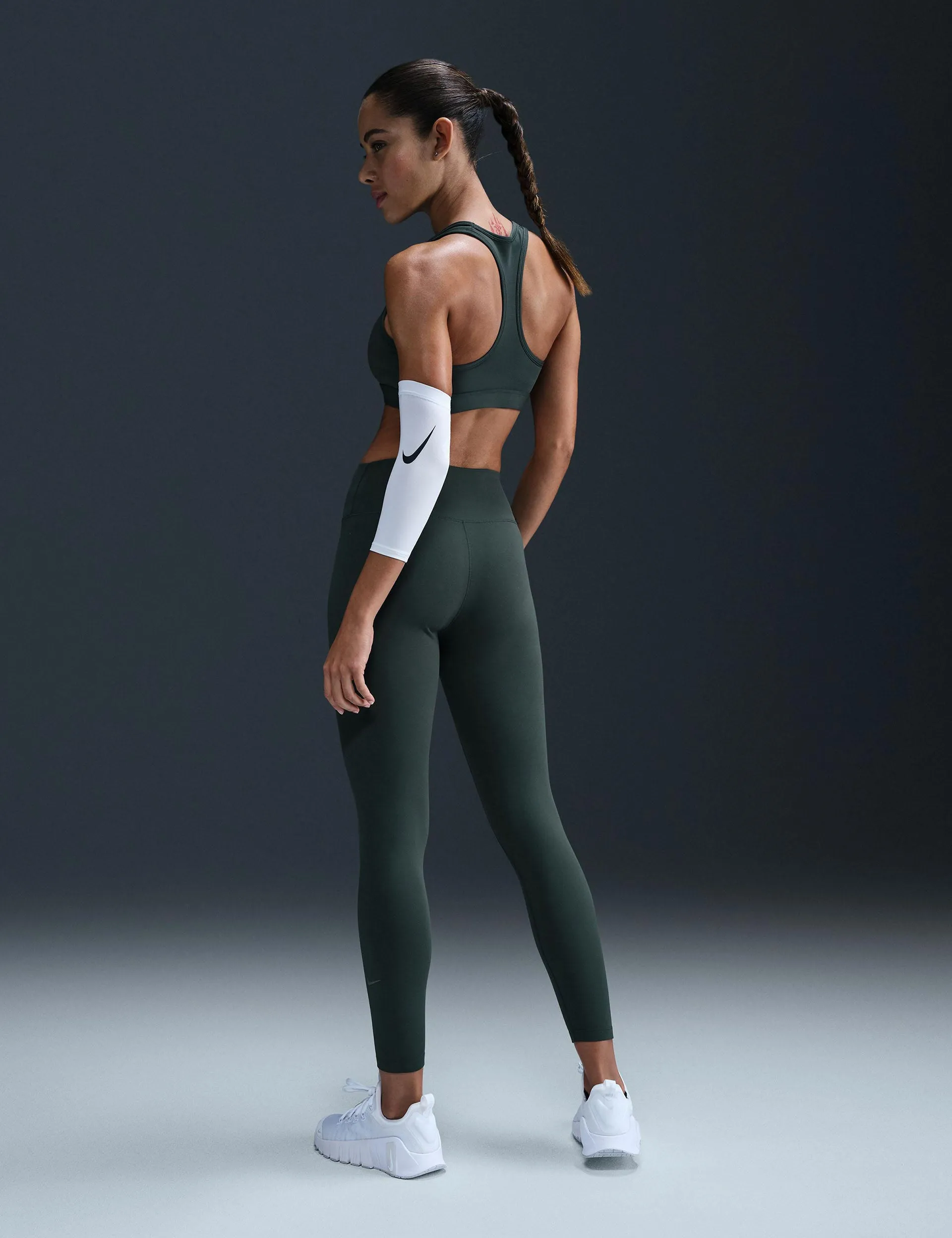 One High Waisted 7/8 Leggings - Vintage Green/Black