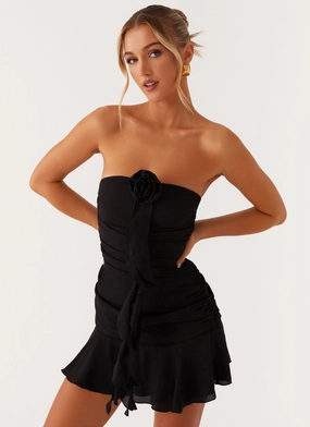 Jodie Mini Dress - Black flowy style Flattering Silhouette