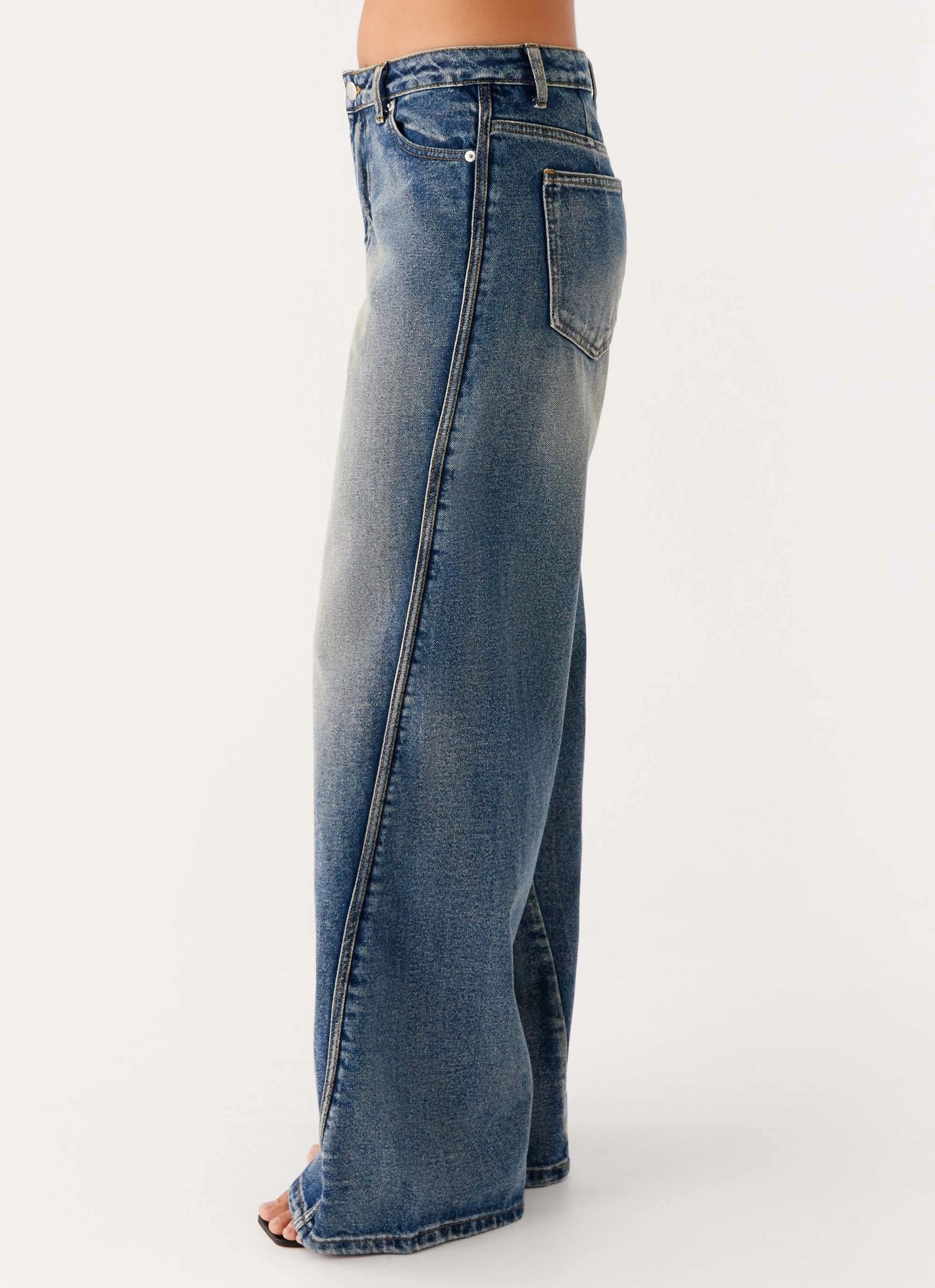 Weekend Ready Calico Denim Jeans - Indigo