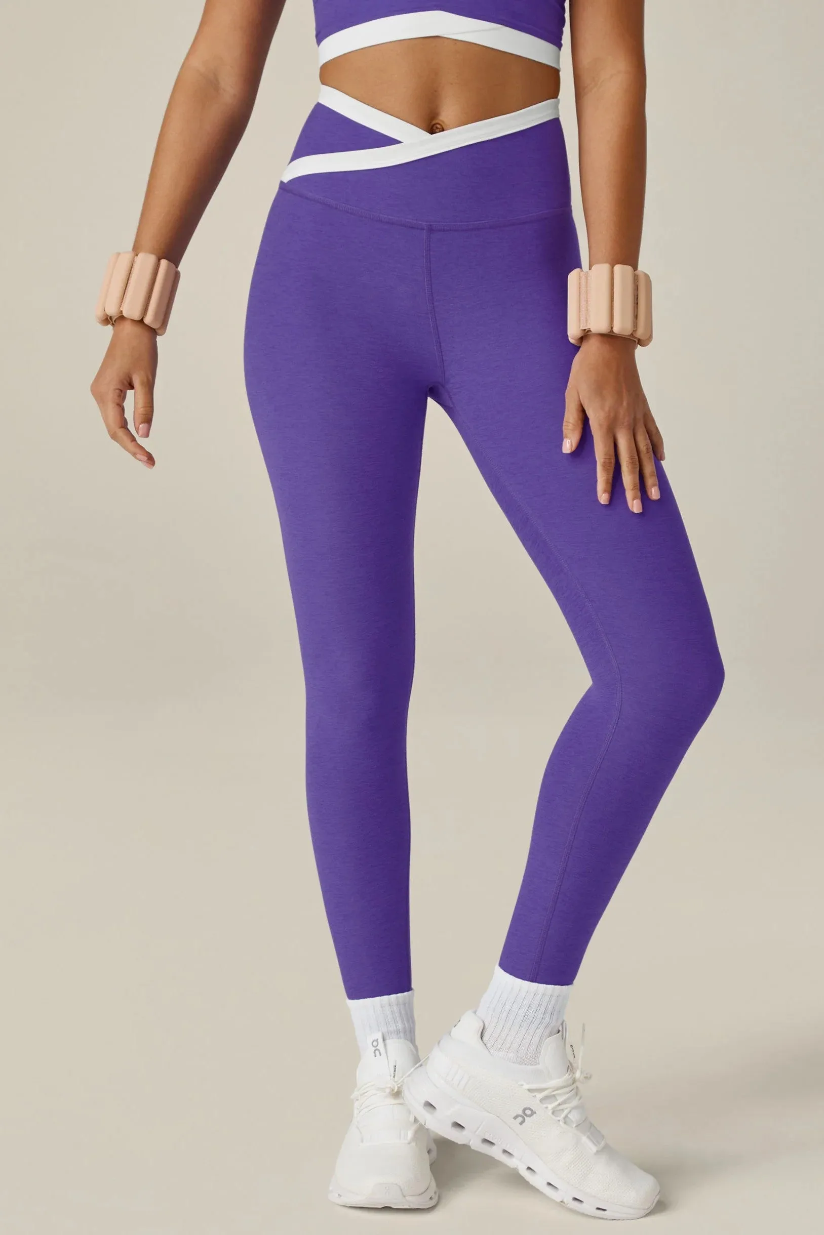 Outlines High Waisted Midi Leggings - Ultraviolet White