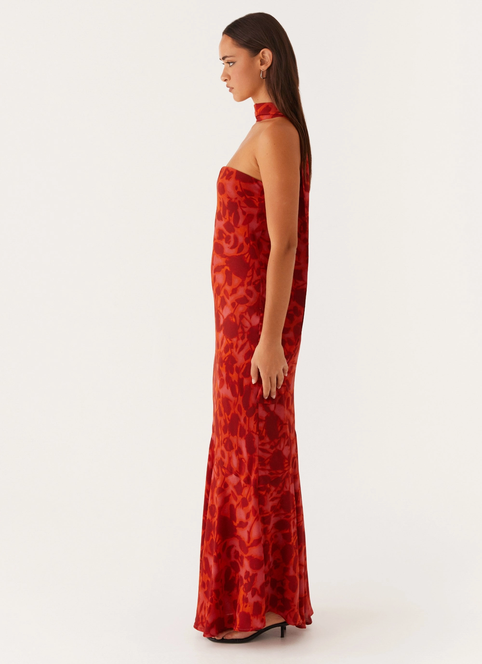 Under The Pagoda Maxi Dress - Deep Red Floral Lounge Base Smart Waistband Design