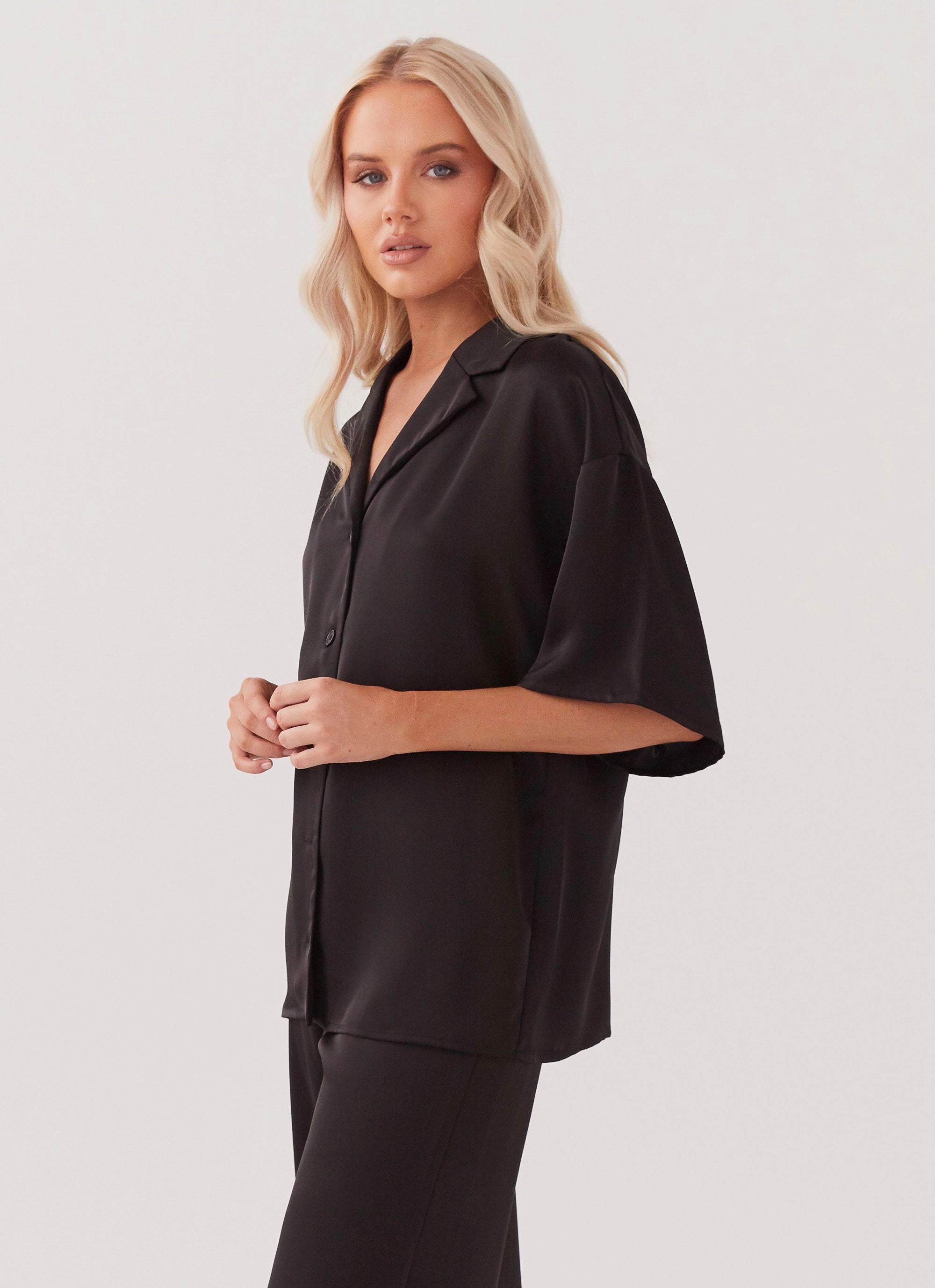 WaterRepellent Finish Water Based Coating Palm Cove Satin Shirt - Black