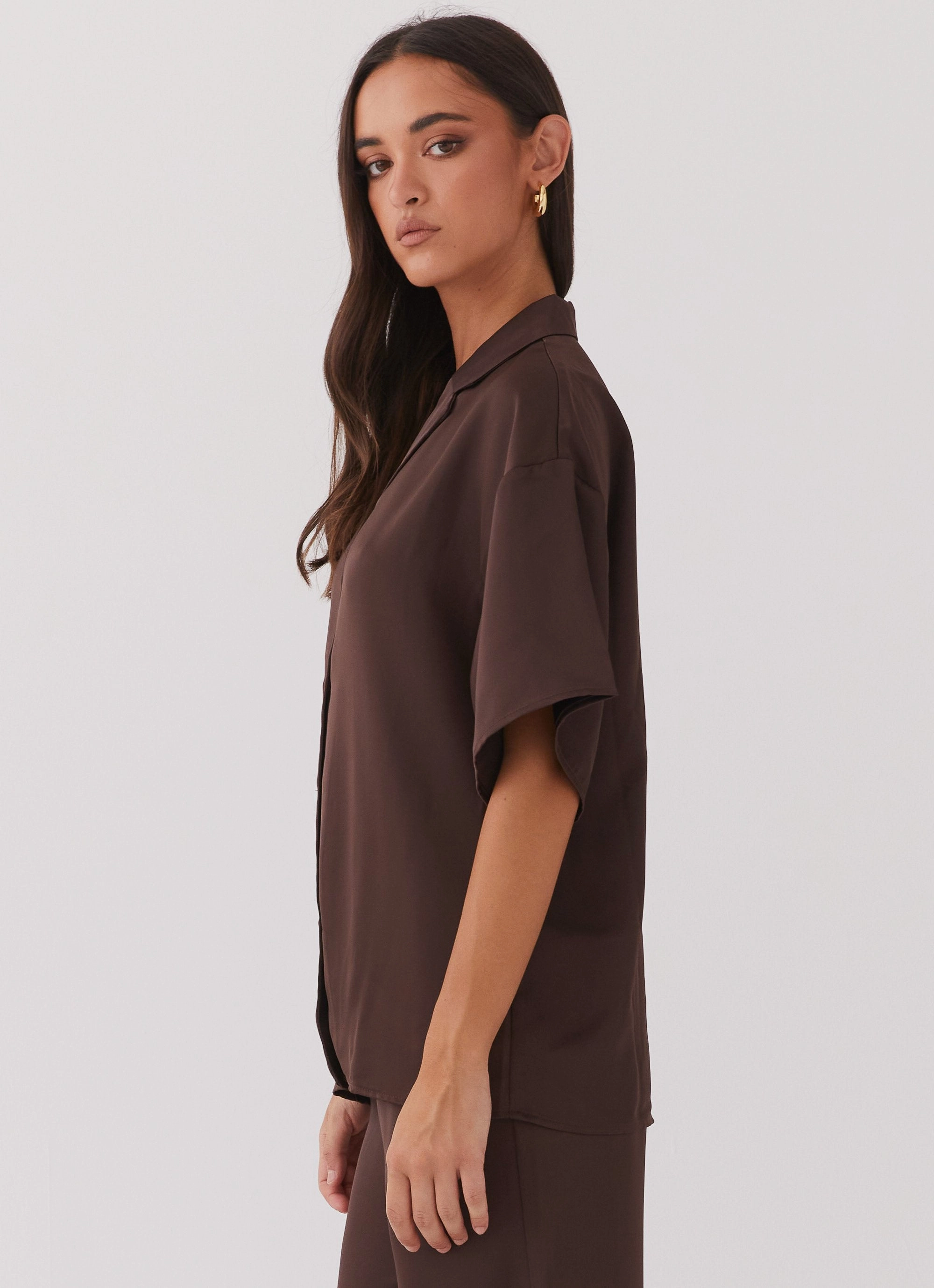 Smooth Flat Collar Rainy Day Palm Cove Satin Shirt - Chocolate