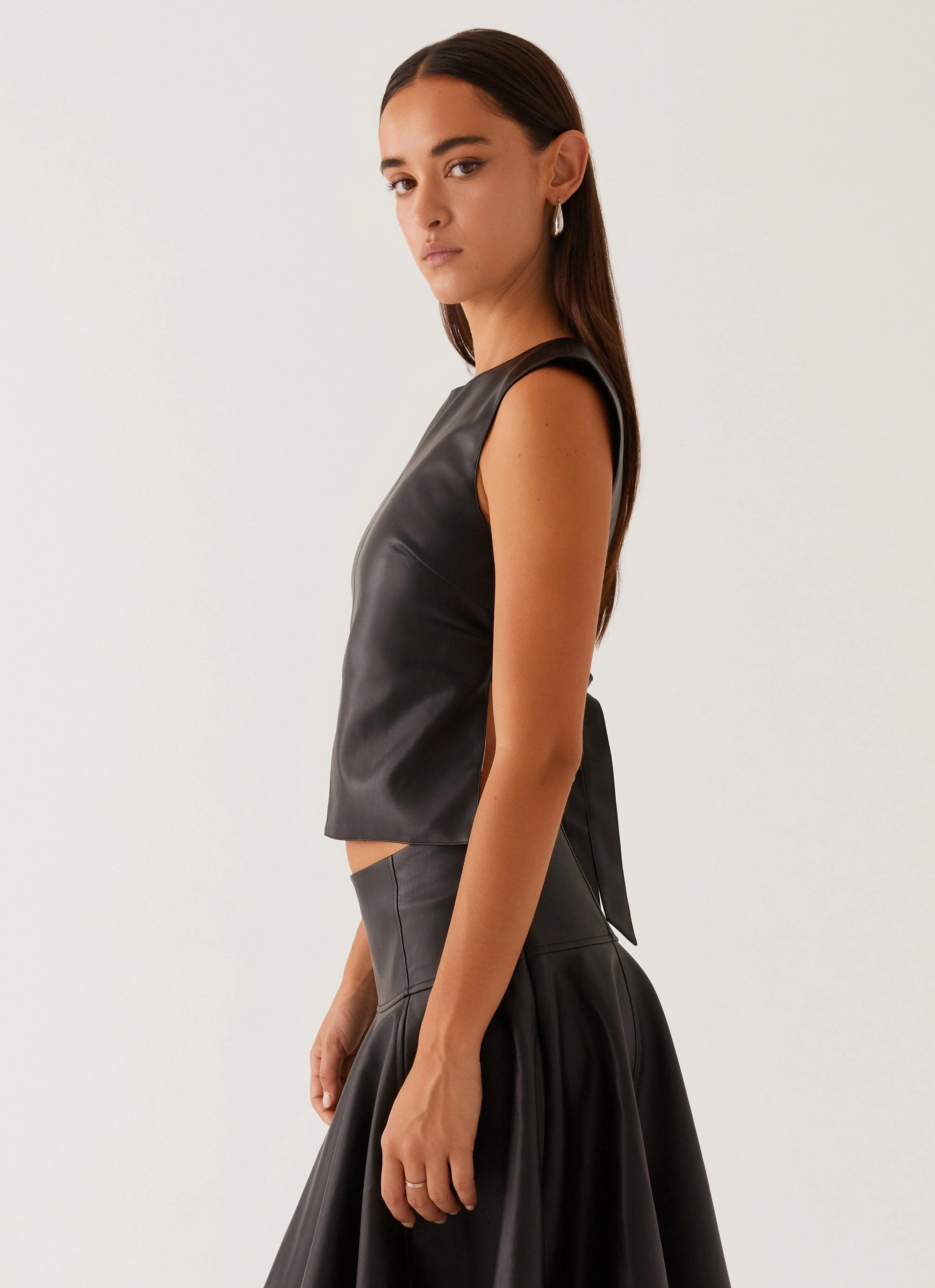 Anti Pill Surface Paola Tank Top - Black