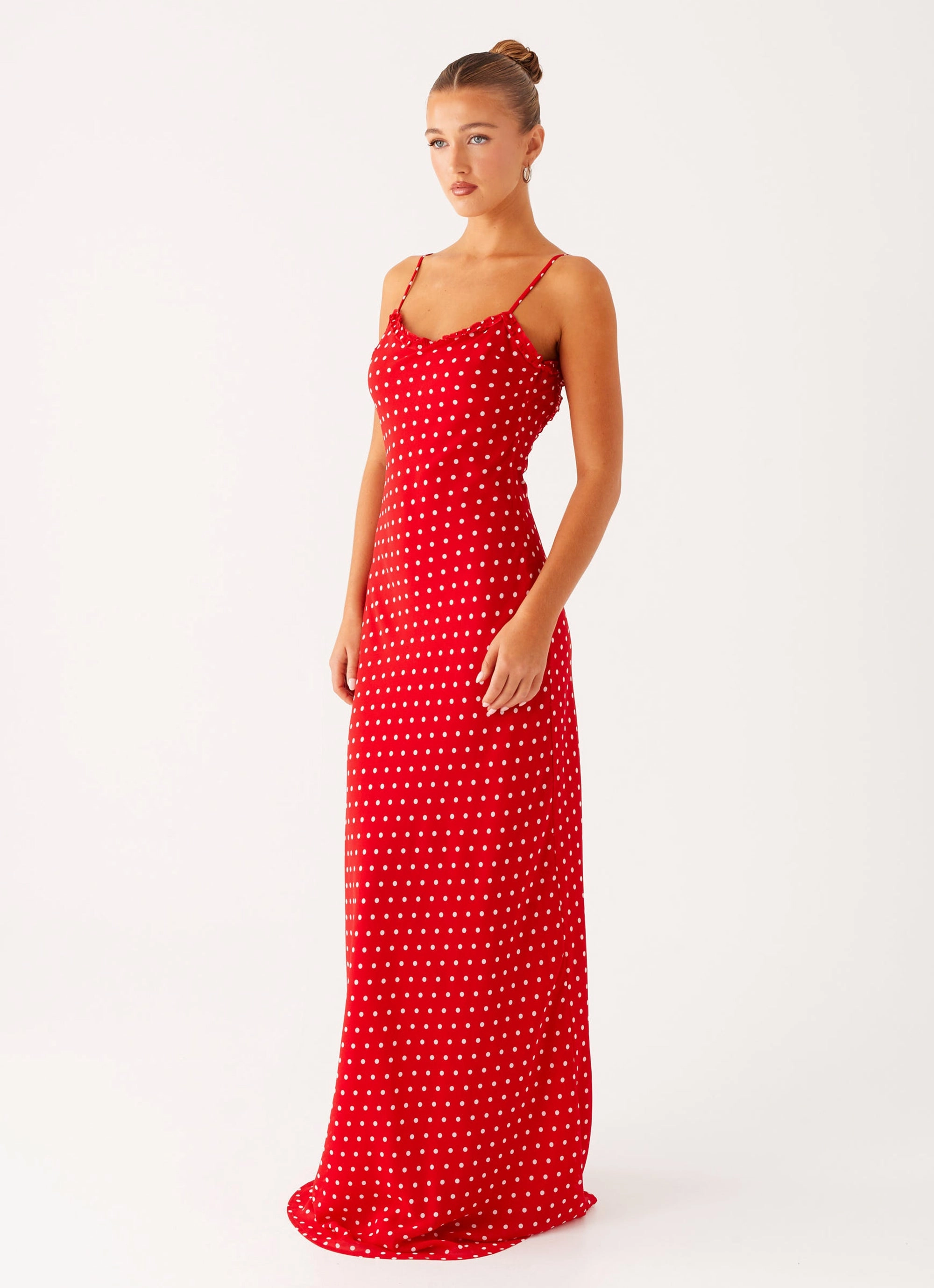 Nordic Plain Curve-Enhancing Pareo Maxi Dress - Red Polka Dot