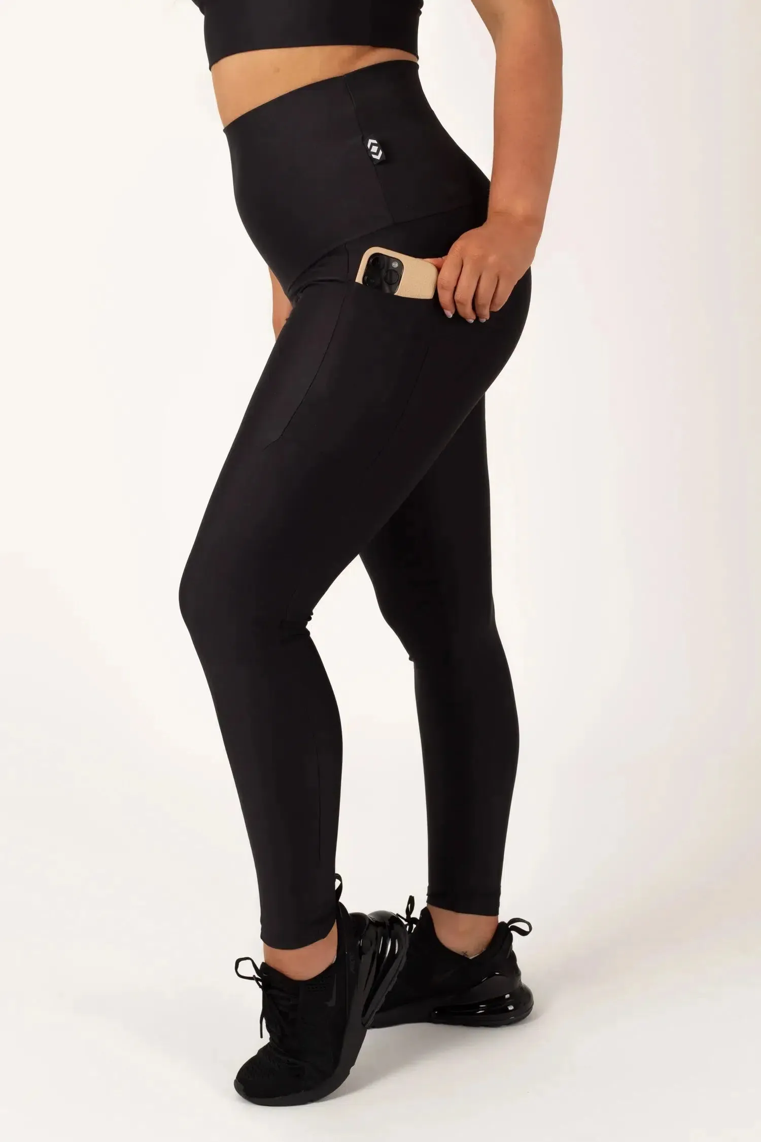 Performance Panel Pocket Extra High Waisted Leggings - Black