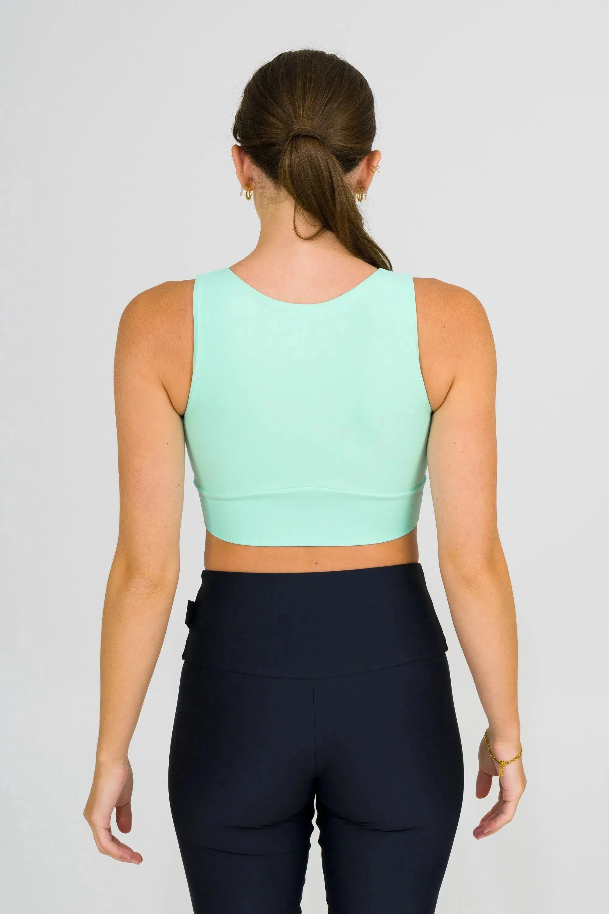 Performance Reversible Comfort Crop Top - Mint