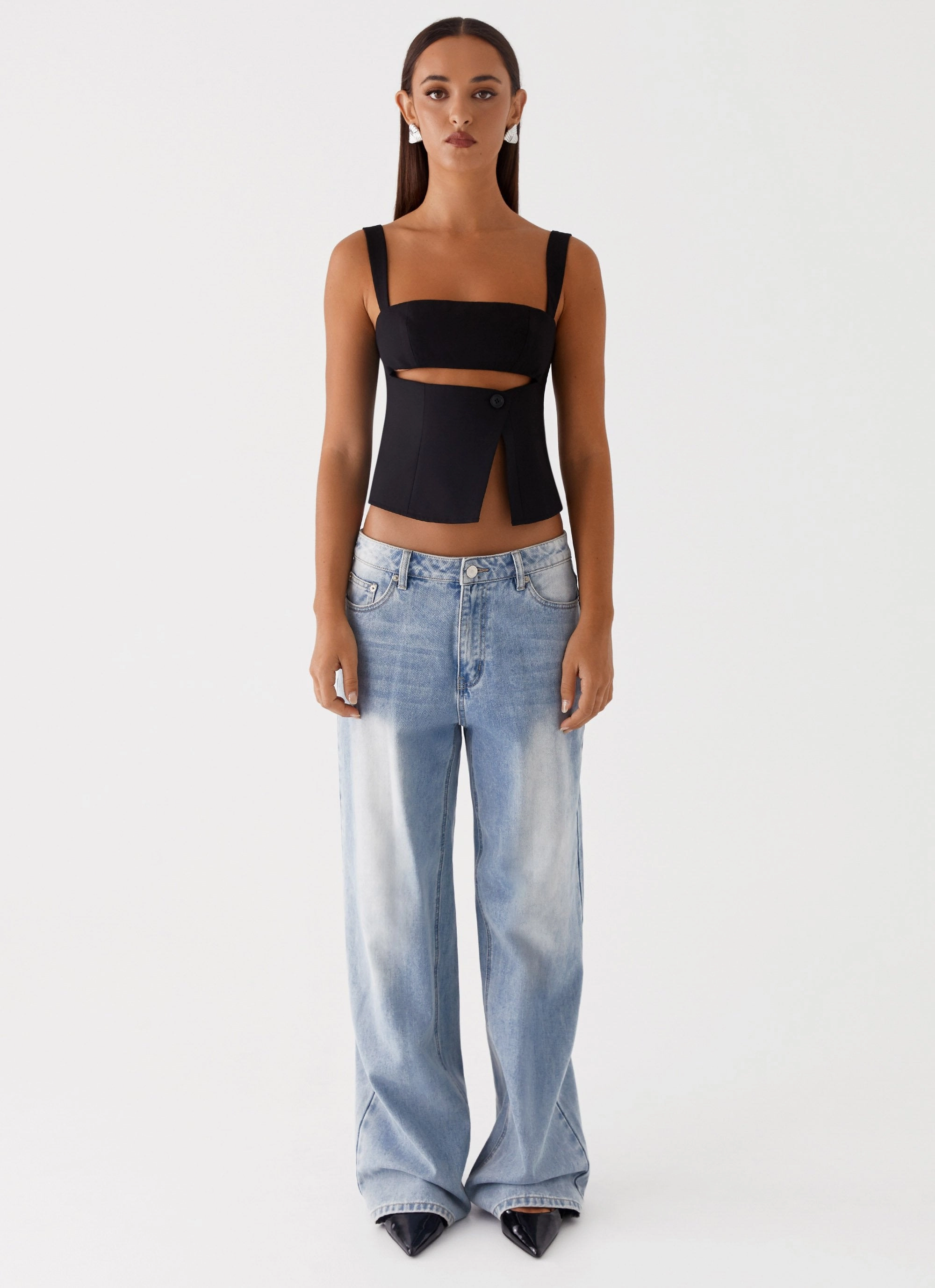 Pia Cut Out Top - Black Stay Cool Technology Tear Resistant Weave