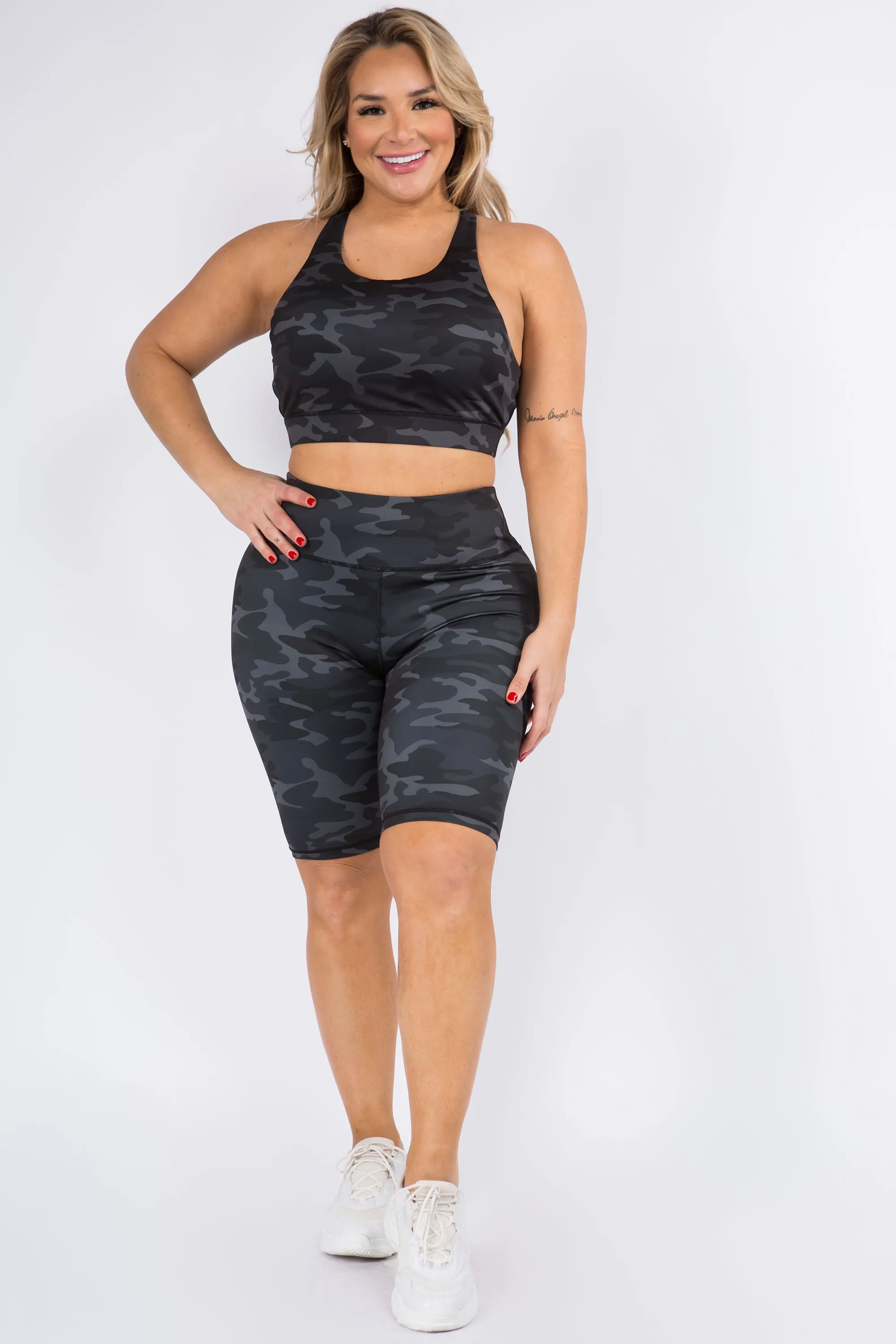 Plus Size Dark Camo Active Biker Shorts Set