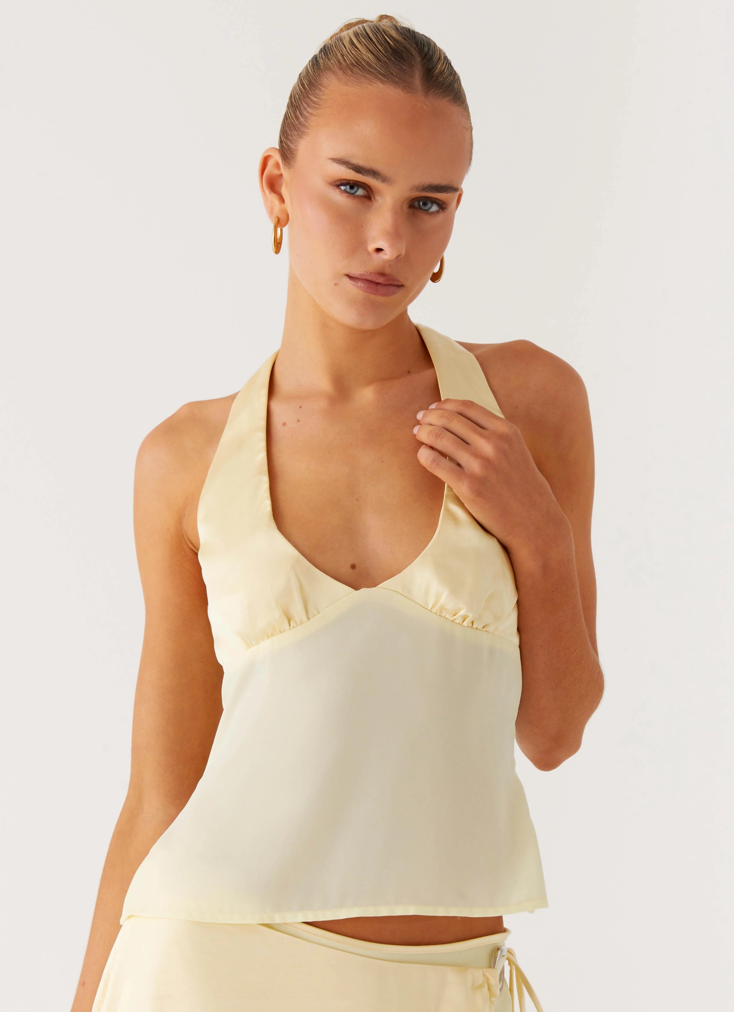 LowProfileSeams ReflectiveAccents Pollie Halter Top - Yellow
