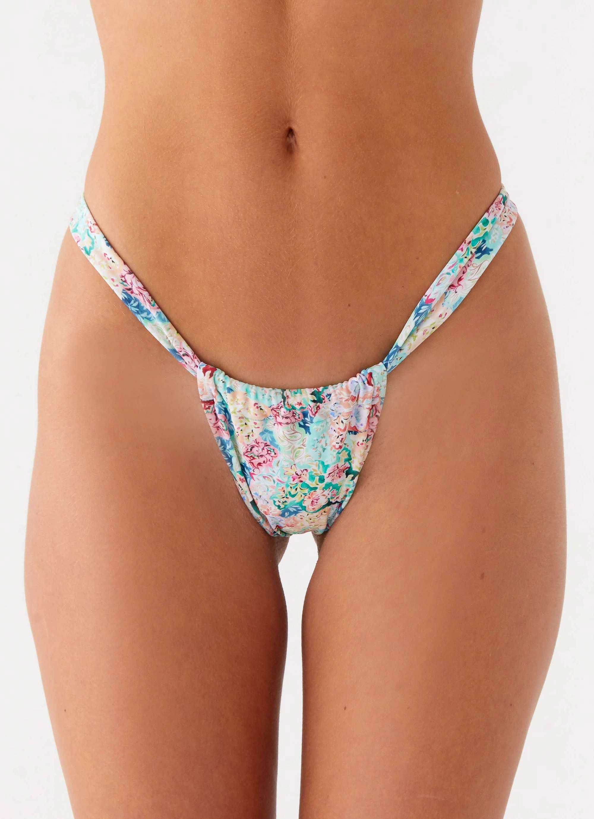 Airlie Scrunch Bikini Bottoms - Santorini Floral Easy to move in