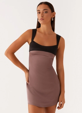 Perfect Comfort Wear Summer Air Odette Satin Mini Dress - Steel Me Away