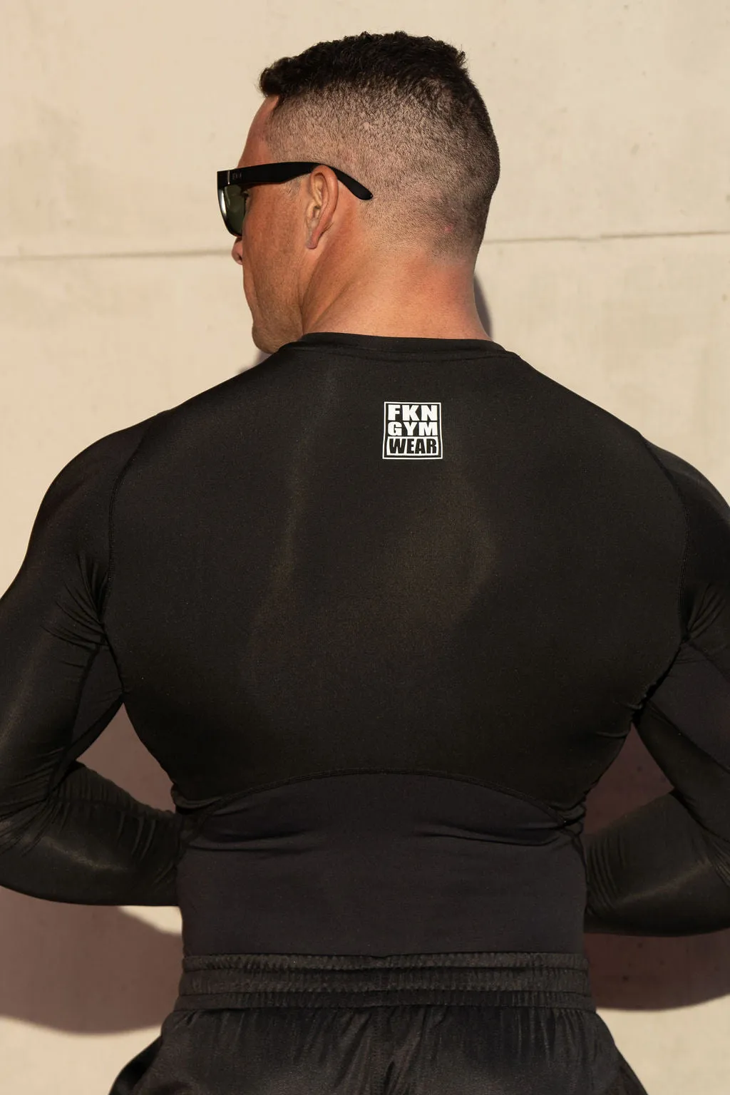 PUMPD | Men's Long Sleeve Compression Gym Top / Rashie | Black