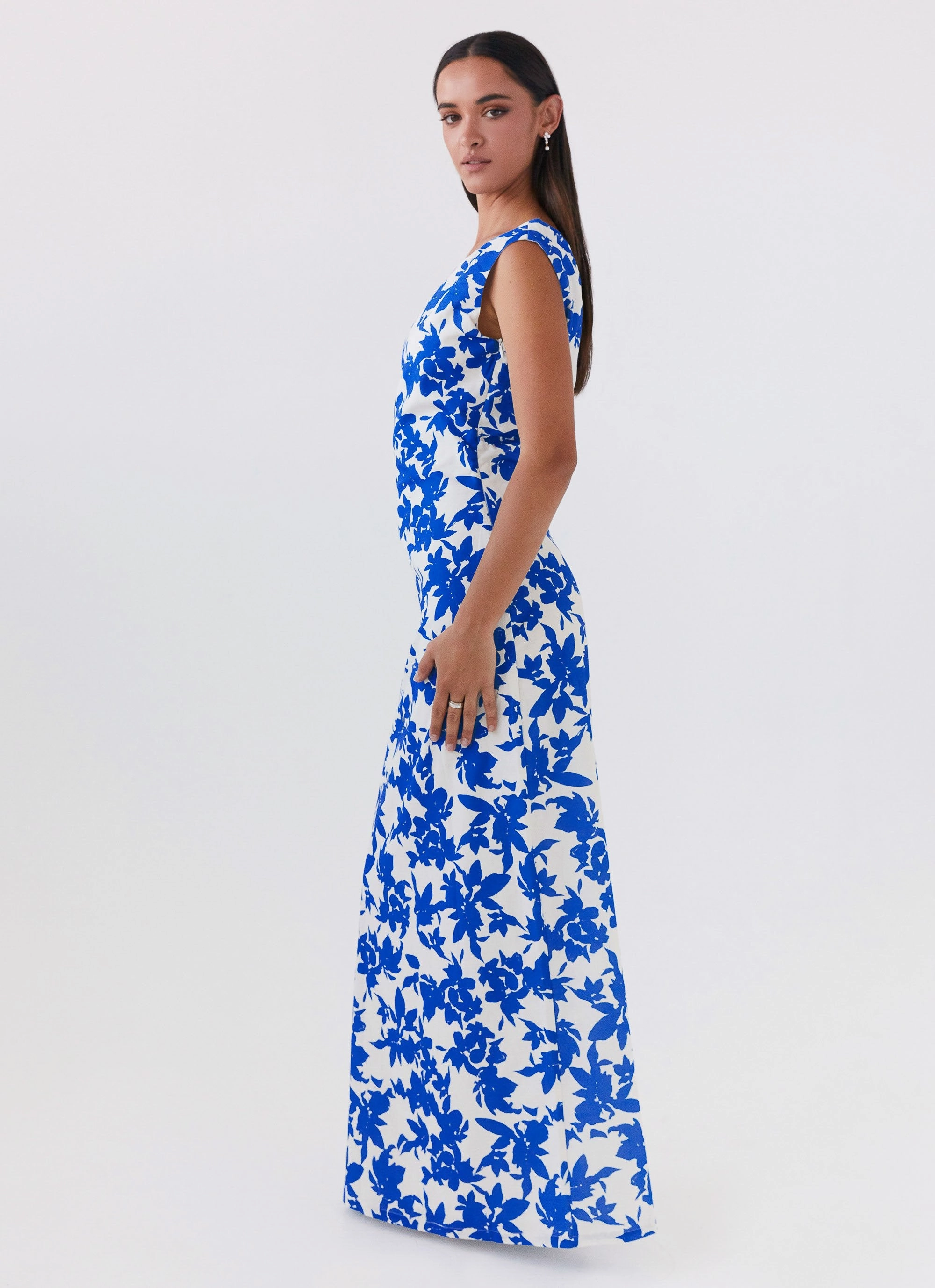 Pyper Off Shoulder Maxi Dress - Blue Floral Essential Style Stud-Detail