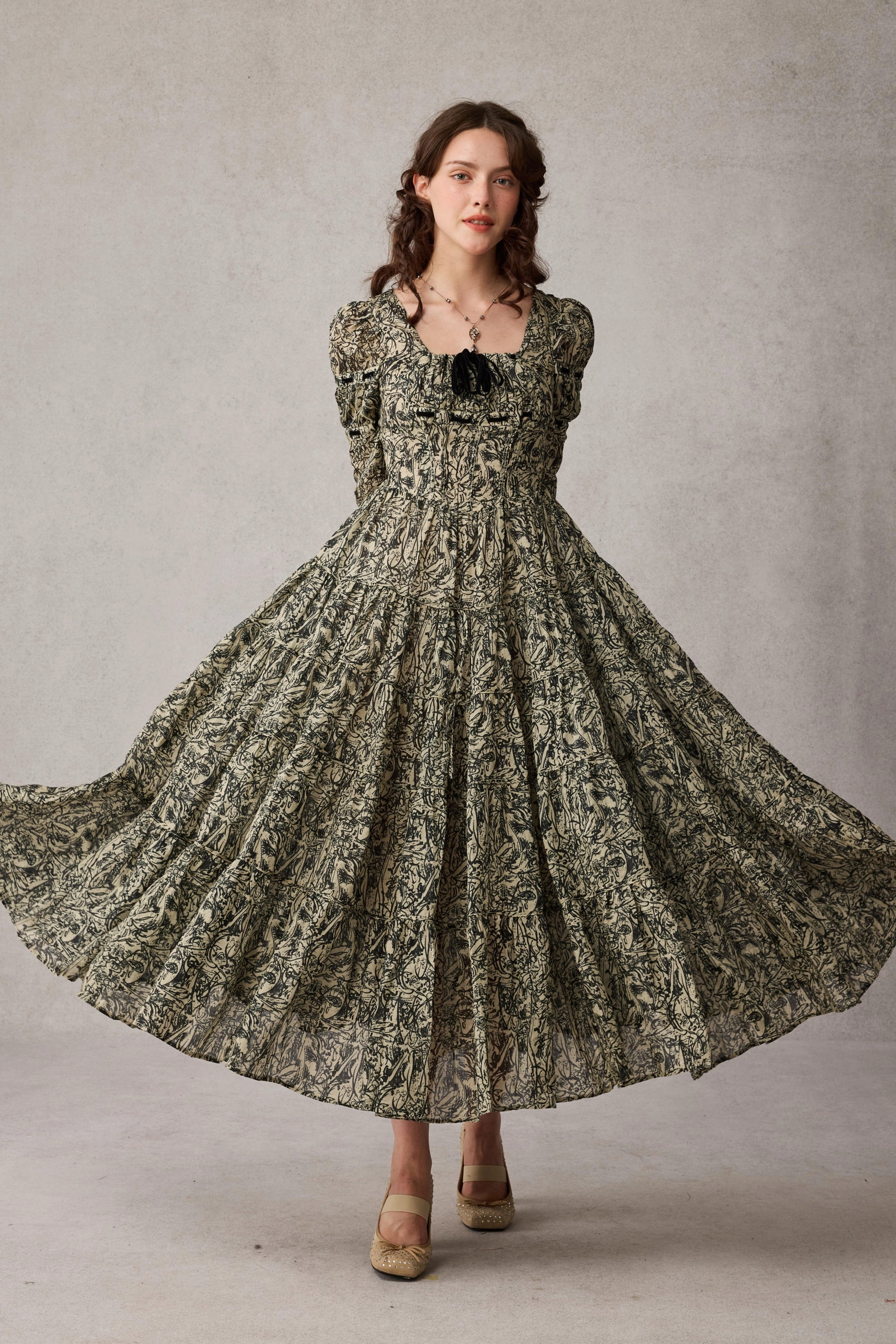 ZipClosure Queena 22 | Empired Maxi linen dress