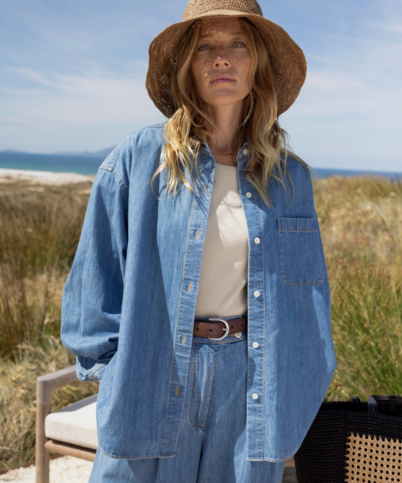 Parker Oversized Shirt Multi Panel Cut SeamlessConstruction