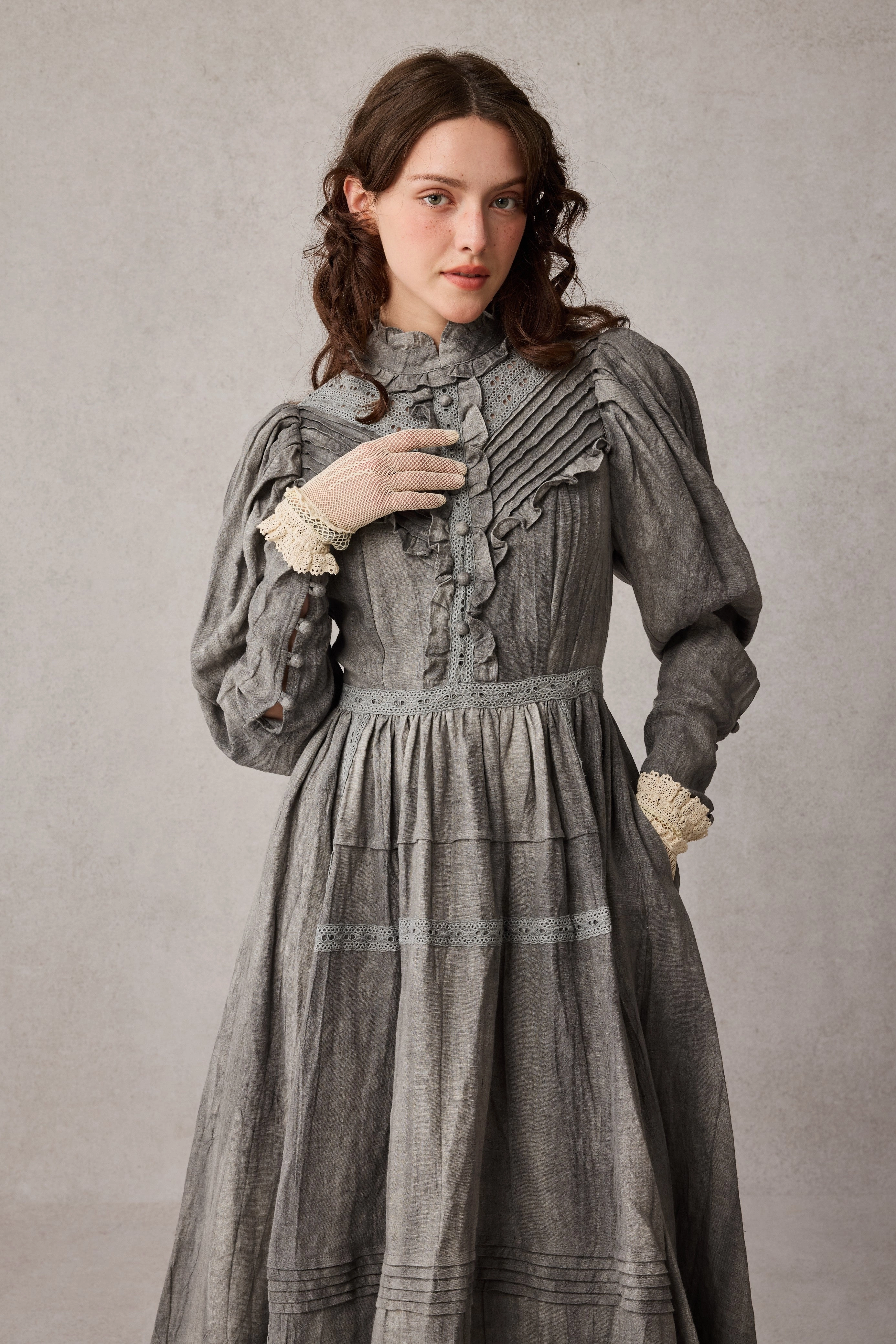 Ultra Soft Handfeel Odor Control Finish MARY 18 | VINTAGE LINEN DRESS GOWN