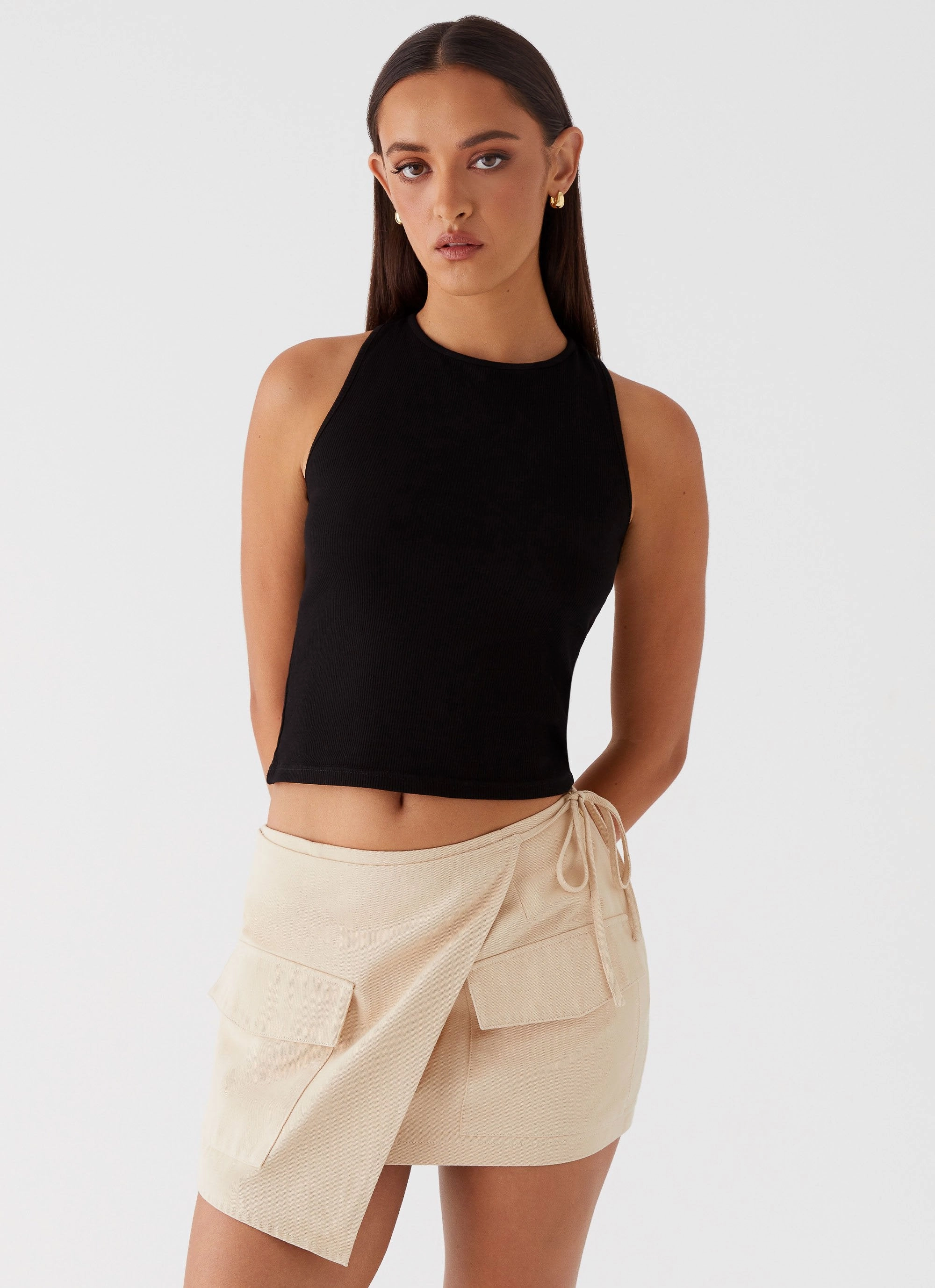Casual Layer Fit Rae Tie Side Pocket Skirt - Ivory