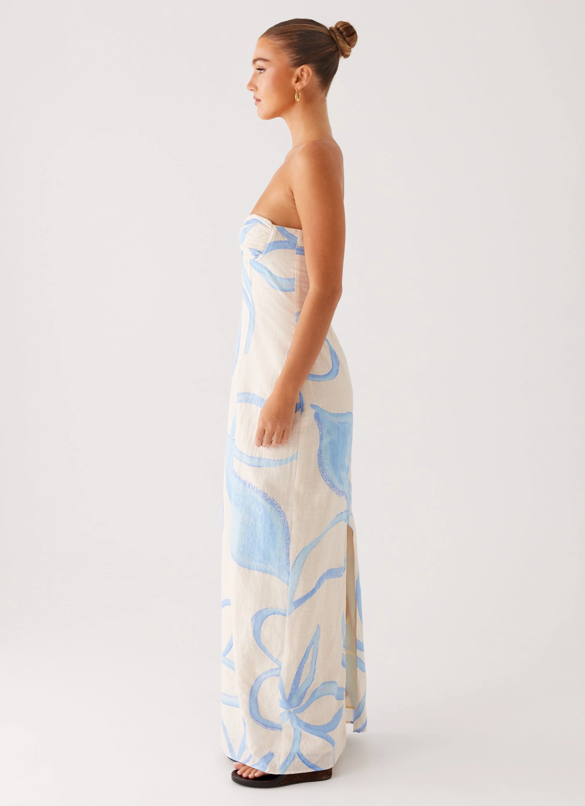 Curvy Glam Raiden Maxi Dress - Bloom Wave Print