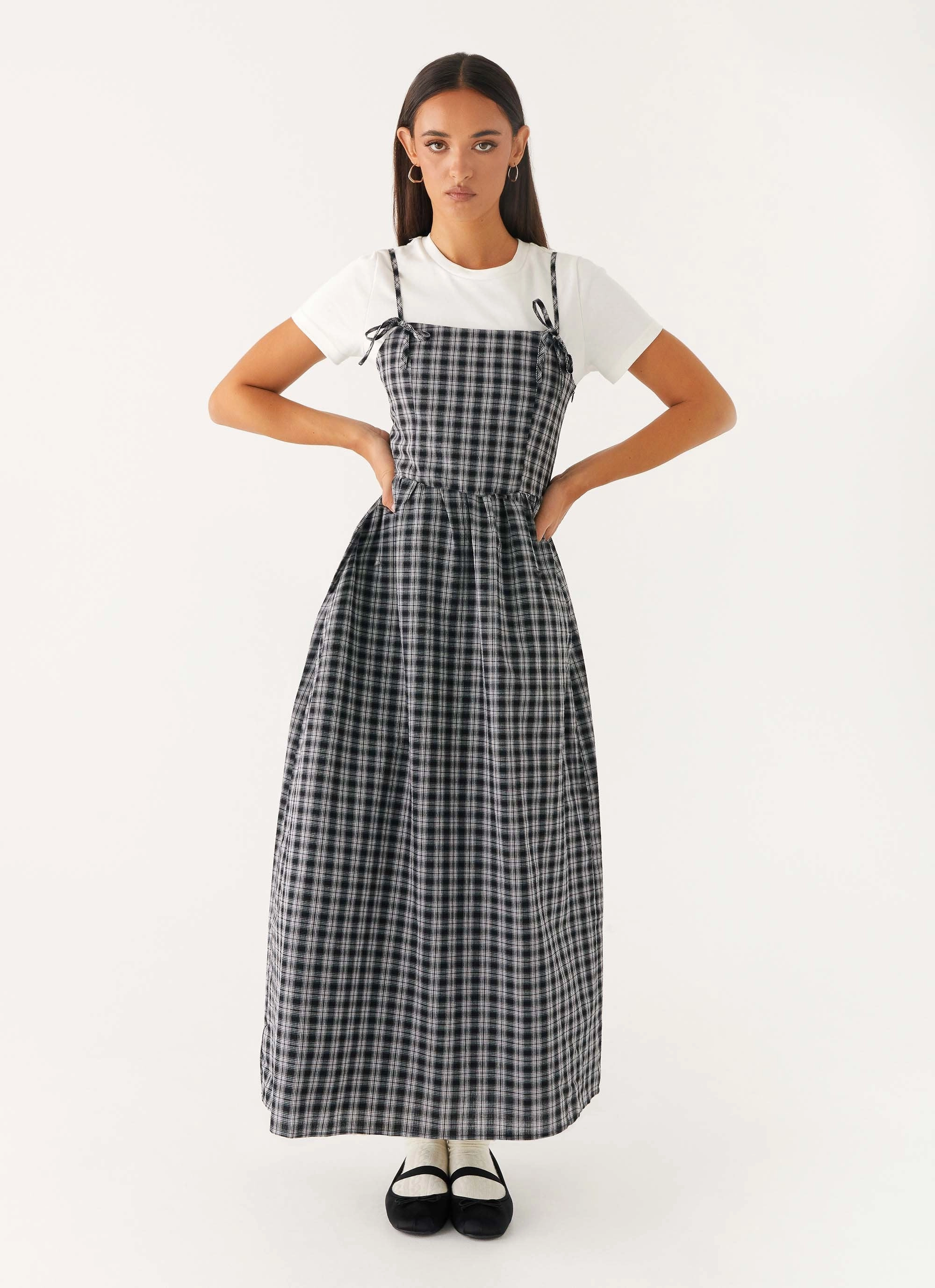 Ramsey Midi Dress - White Black Check Office Mood Light Wrap