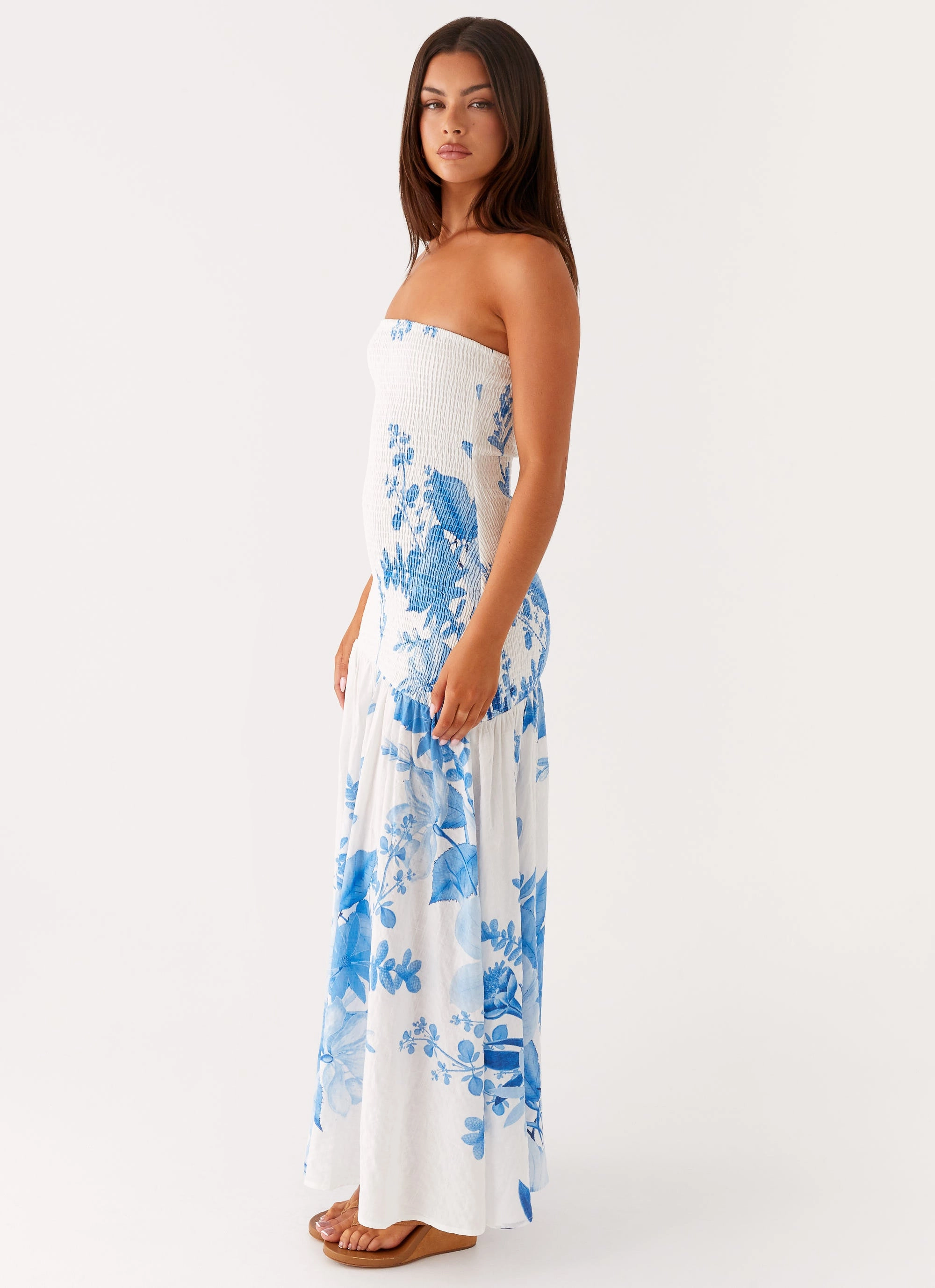 Rebecca Maxi Dress - Blue Floral Print Calm Fit Flattering Waist Design Fit