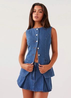 FadeResistantTechnology Born For Bordeaux Denim Vest - Indigo