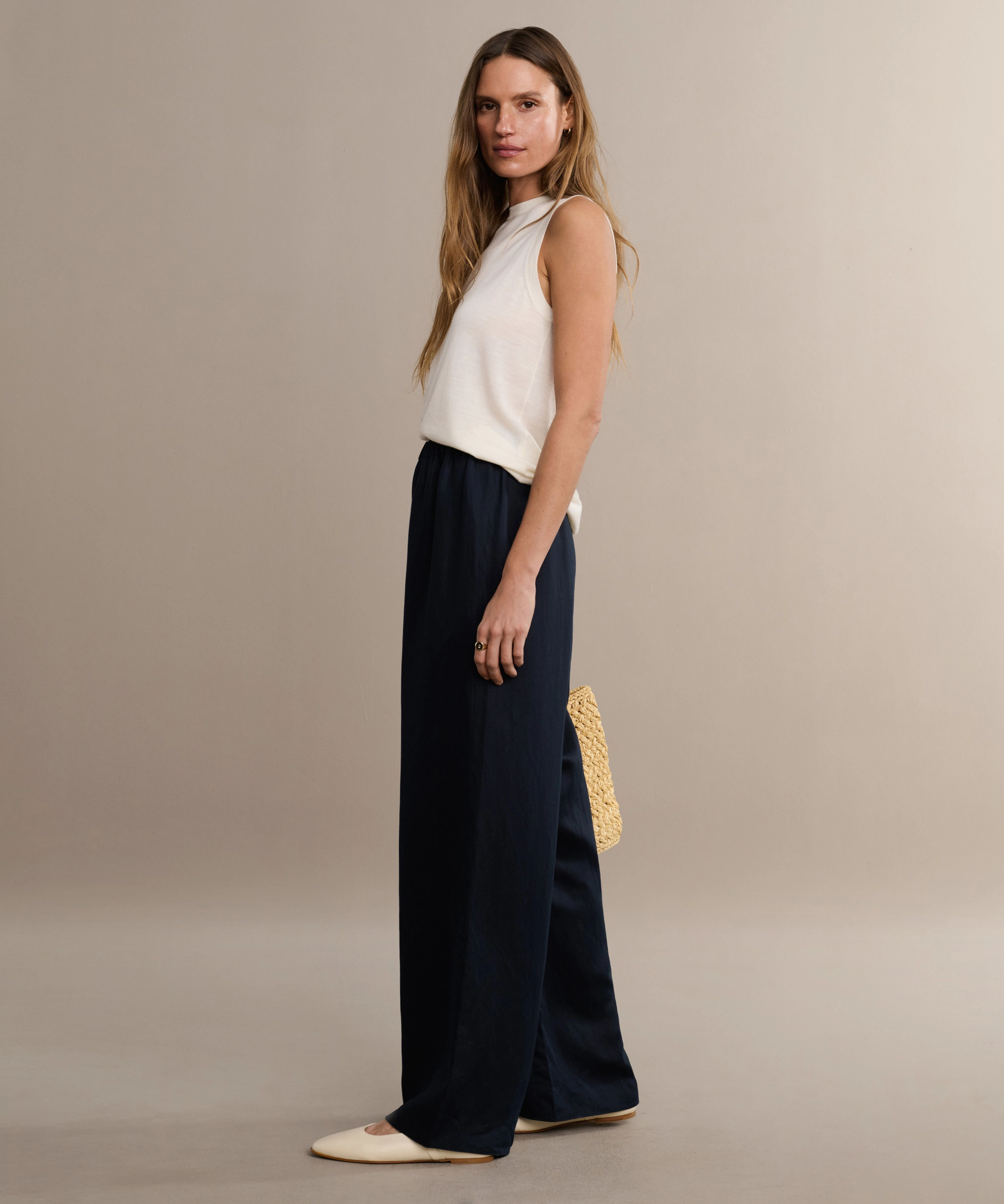 Merino Tank Non Restrictive Mobility Breathable Linen Blend
