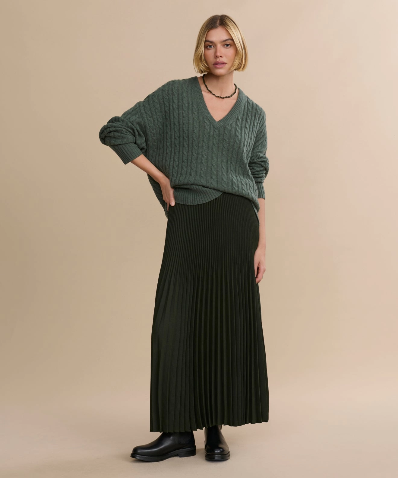 Slip Resistant Layer Fit Pleated Skirt