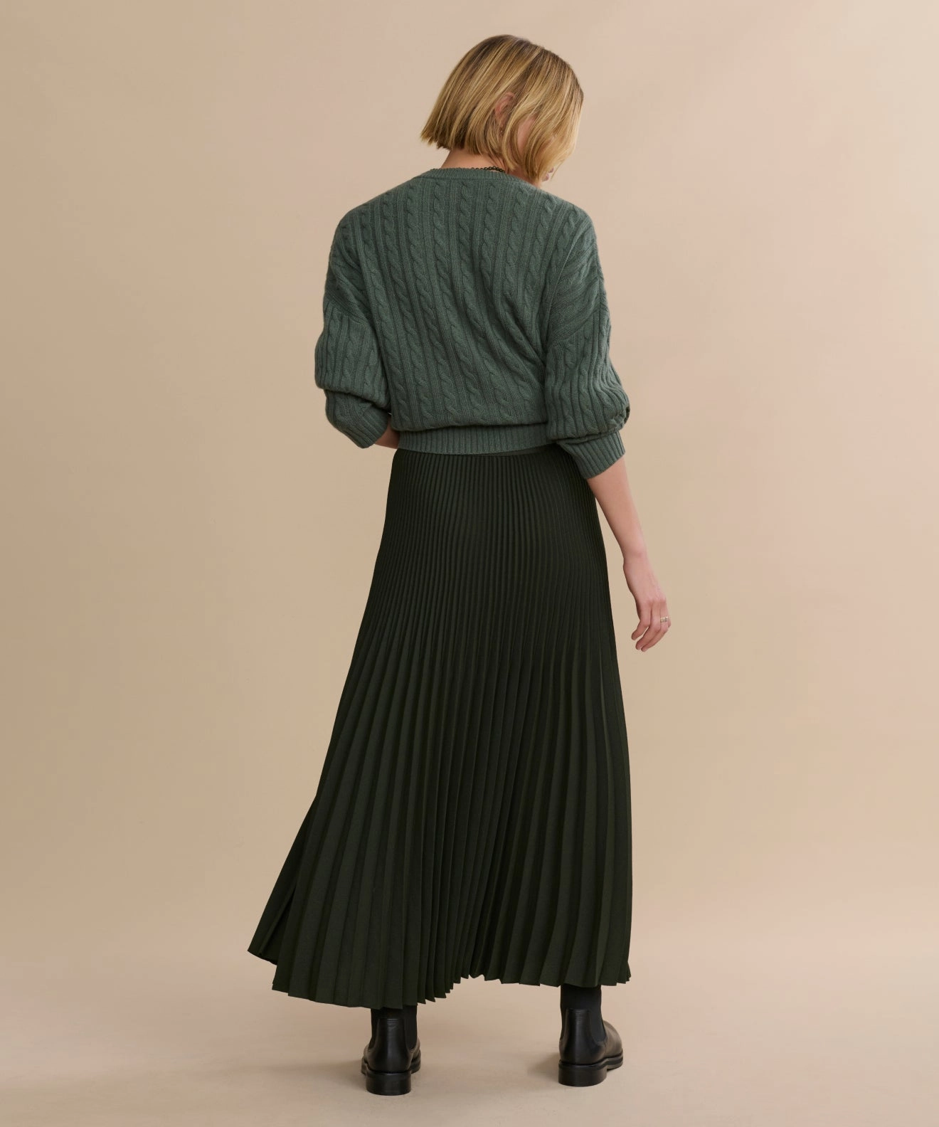 Pleated Skirt Slimline Fit high waisted