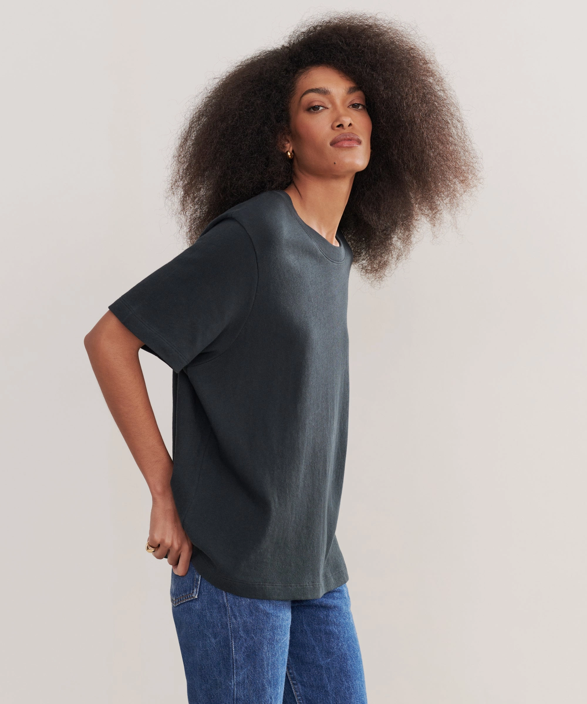 Seamless Knit Design Relaxed Tee