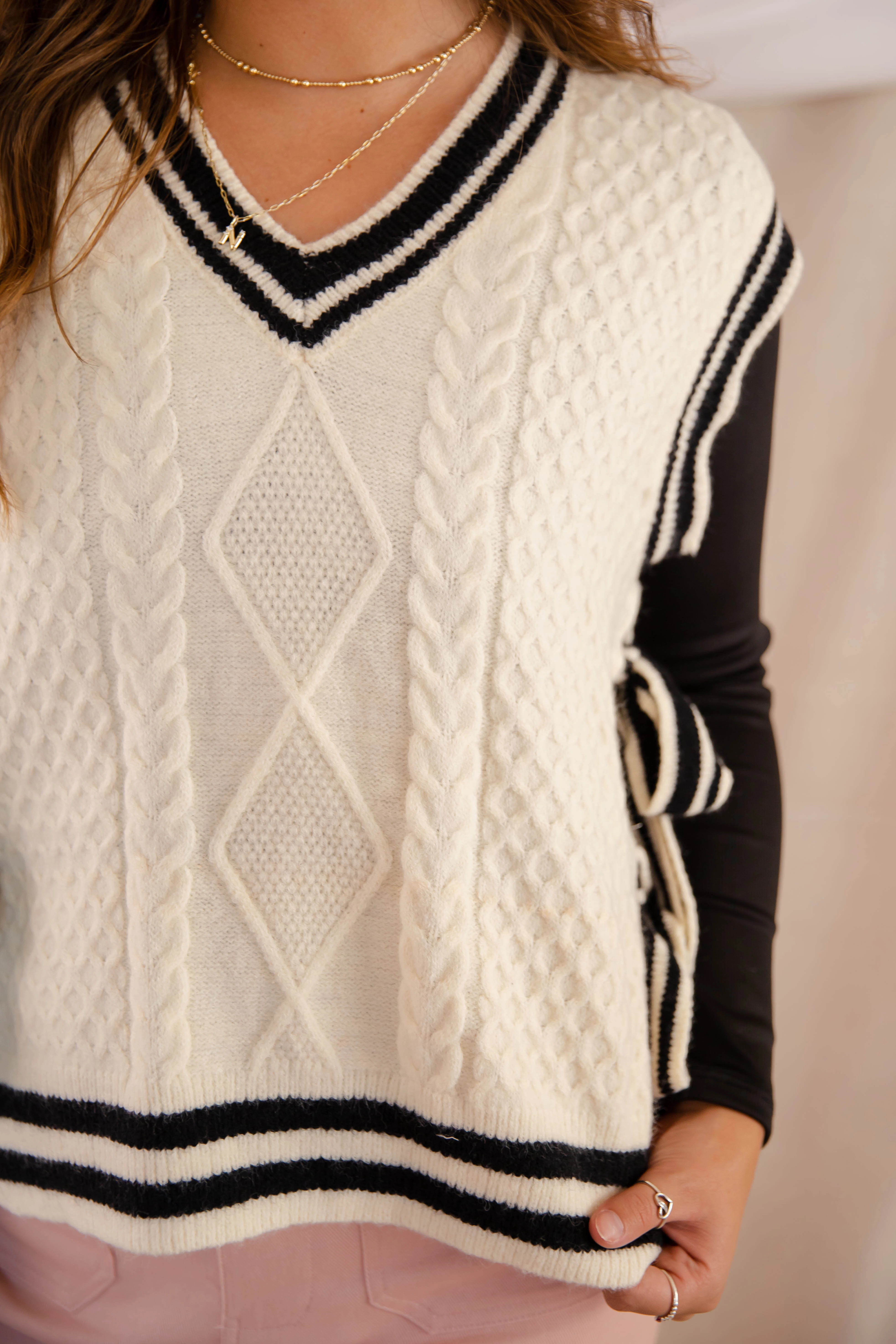 Truth Or Dare Sweater Vest-Black Garment Washed