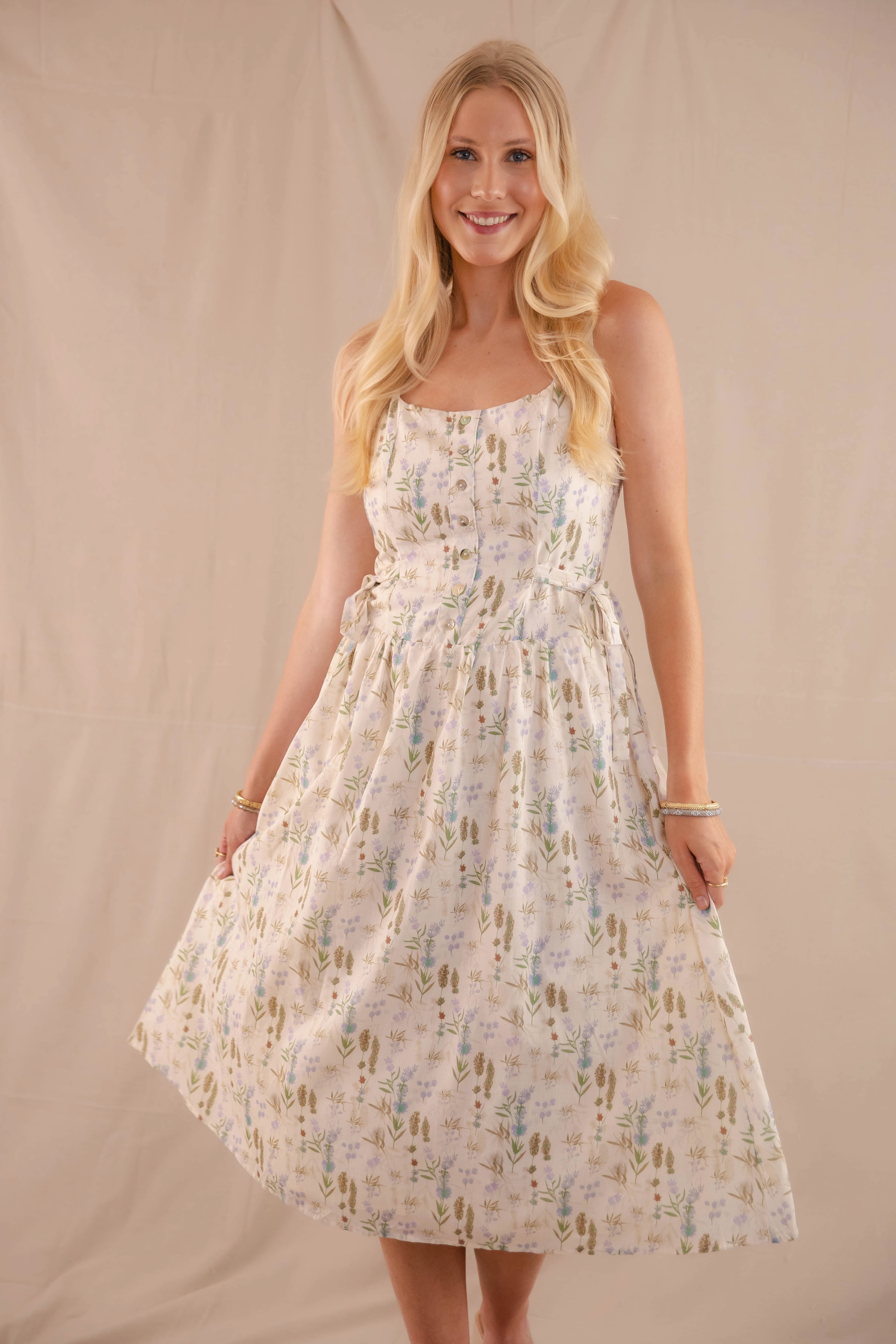 All-Season Comfort Modern and Feminine RESTOCK: Choose Me Midi Dress