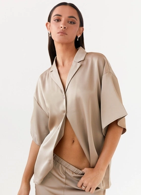 Palm Cove Satin Shirt - Mushroom No Collar Flatlock stitching