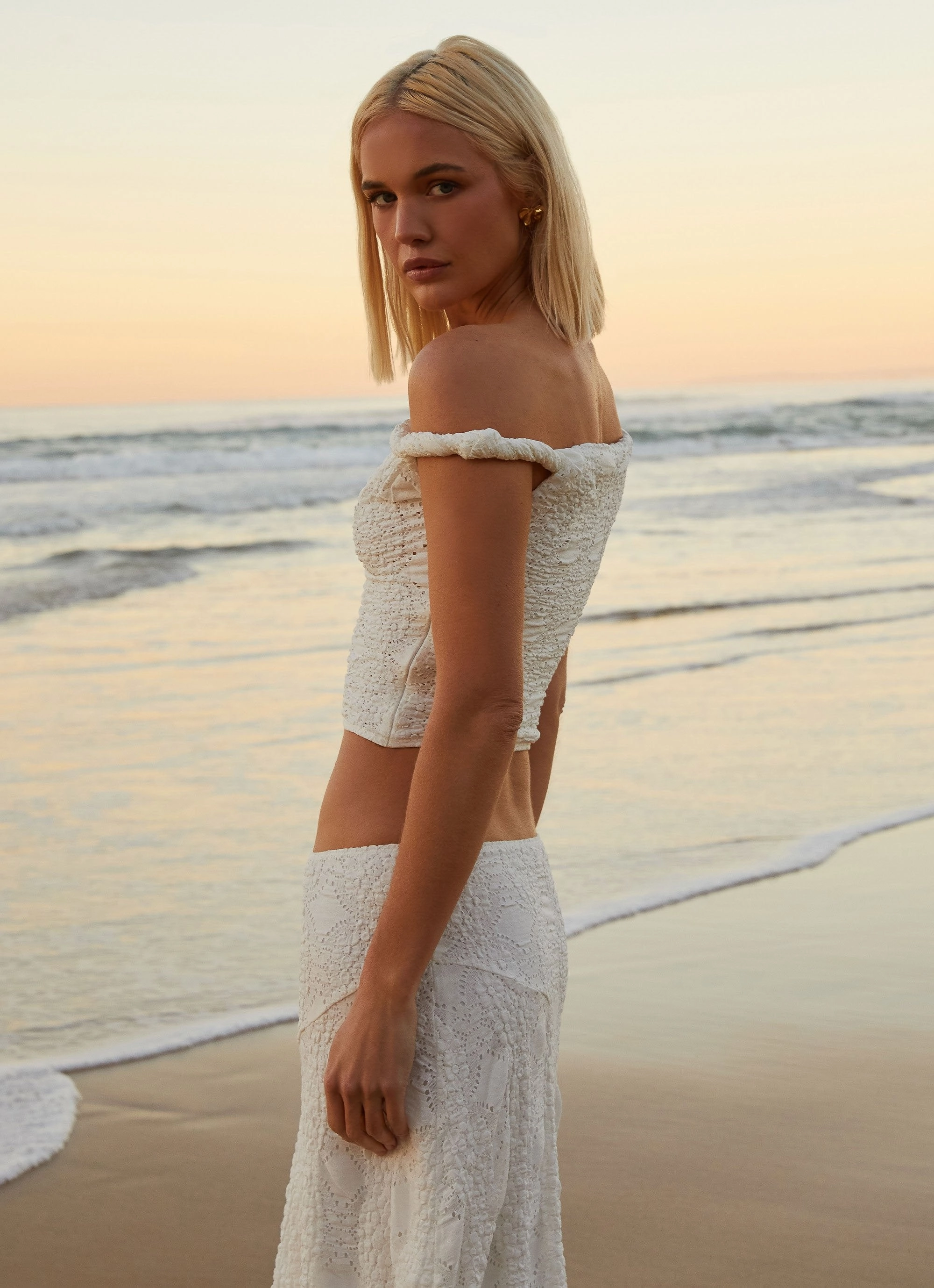 Trendy Cardigan LayeredPanel Diamond Sky Top - White