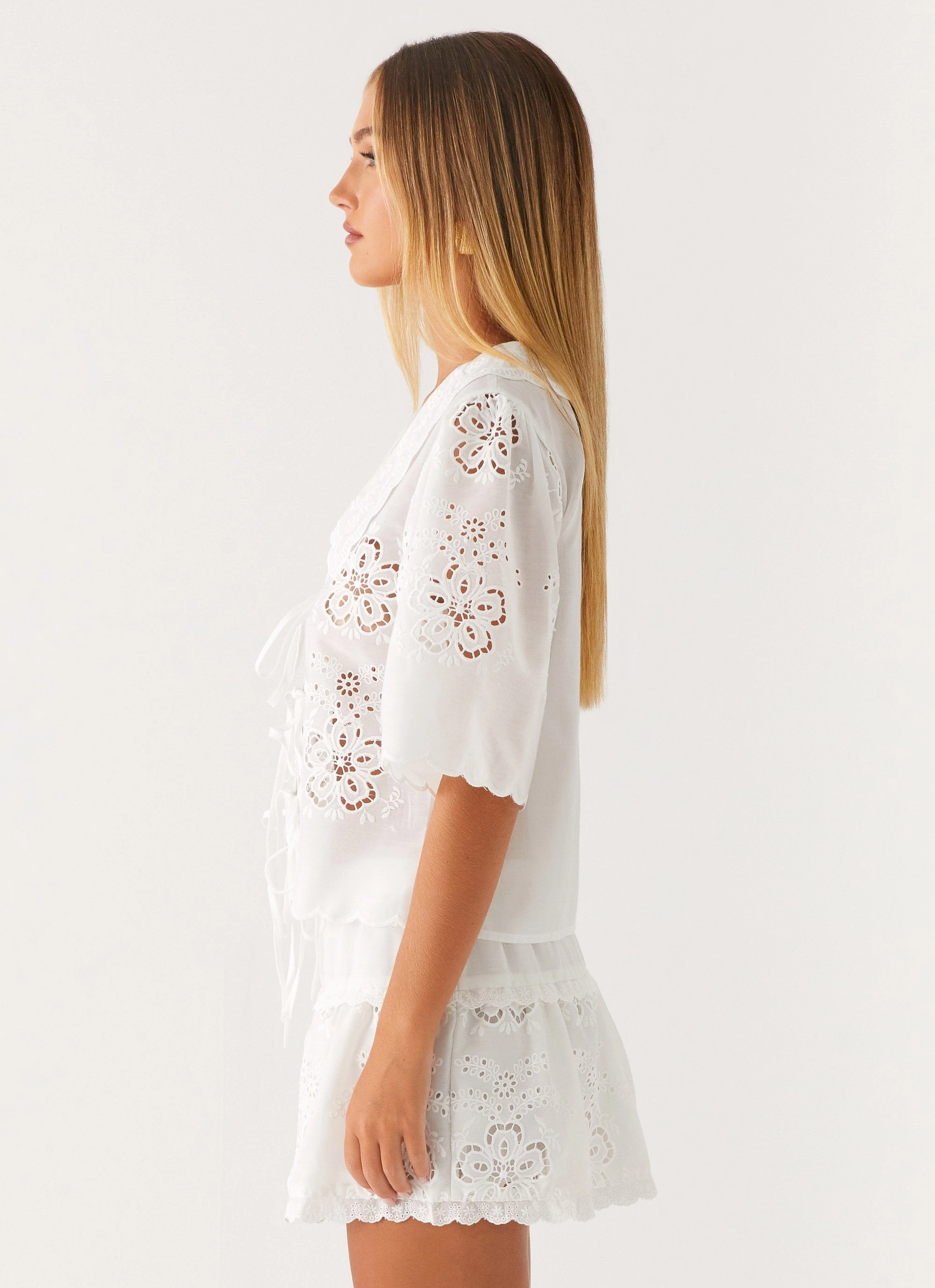 Summer Escape Embroidered Top - White Hidden Zipper Pocket