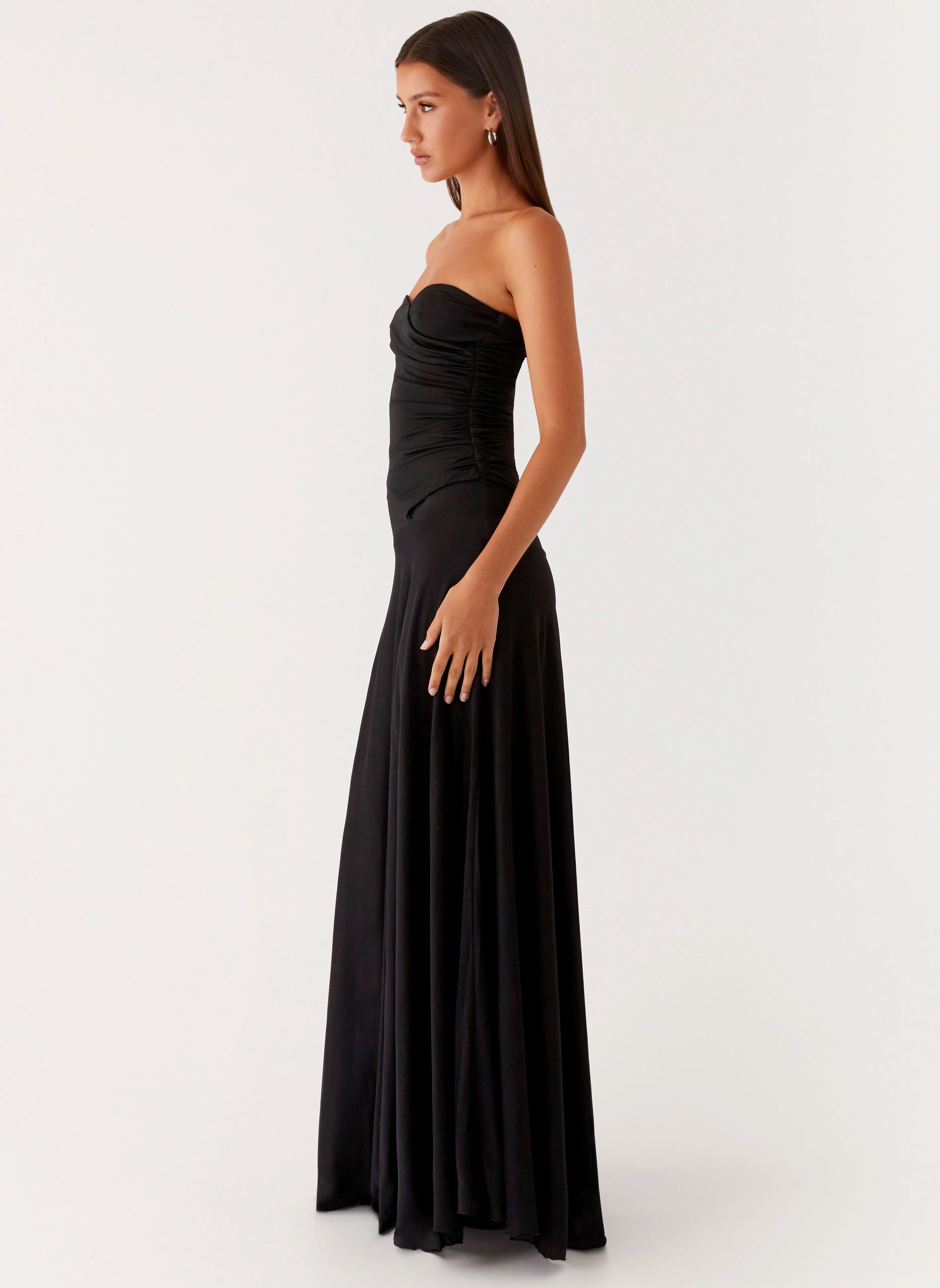 Pastel-Tone Confident Mood Ruben Maxi Dress - Black