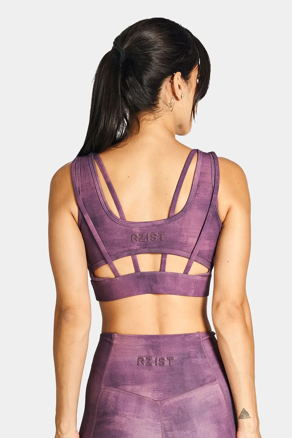 Rzist - Never Settle Women’s Sports Bra