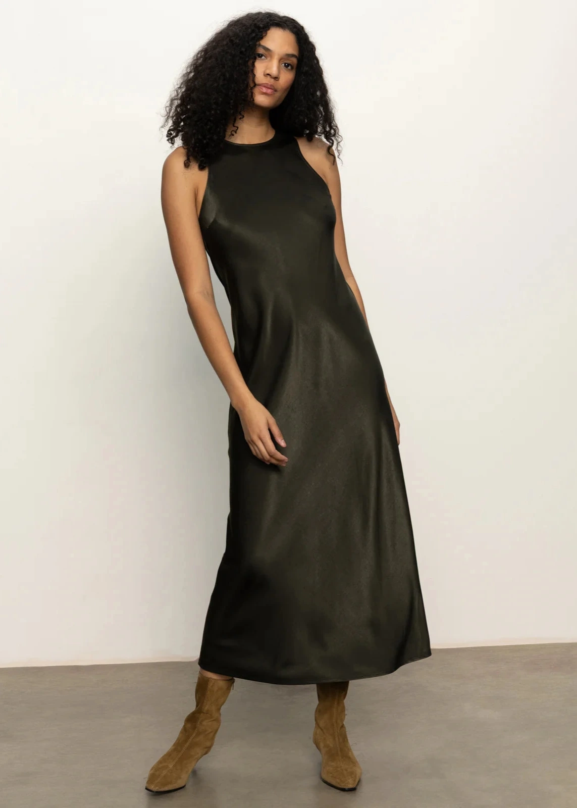 Sanctuary Everyday Satin Dress Comfy Detail