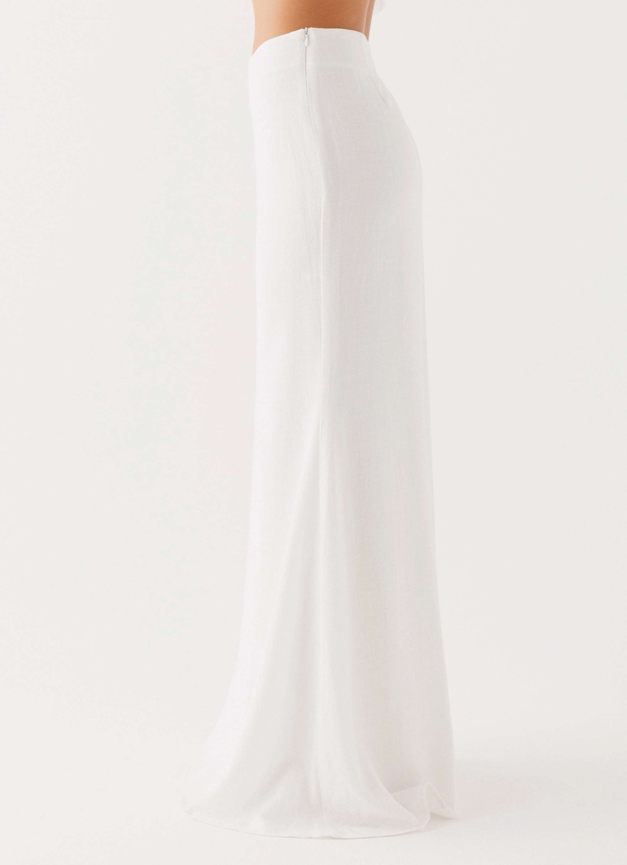 Matte Surface Texture Parker Linen Maxi Skirt - White